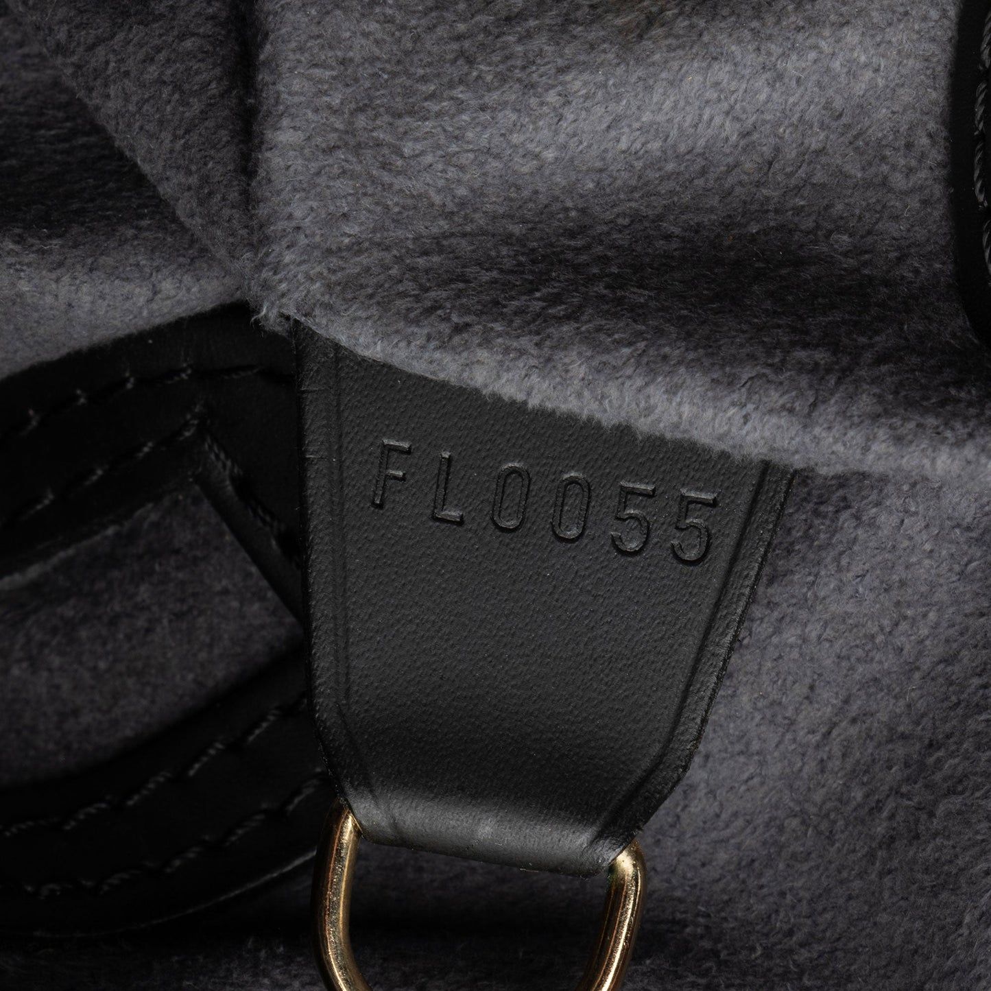 Louis Vuitton Epi Leather Petit Bucket Tote (SHF-aRWoz2)