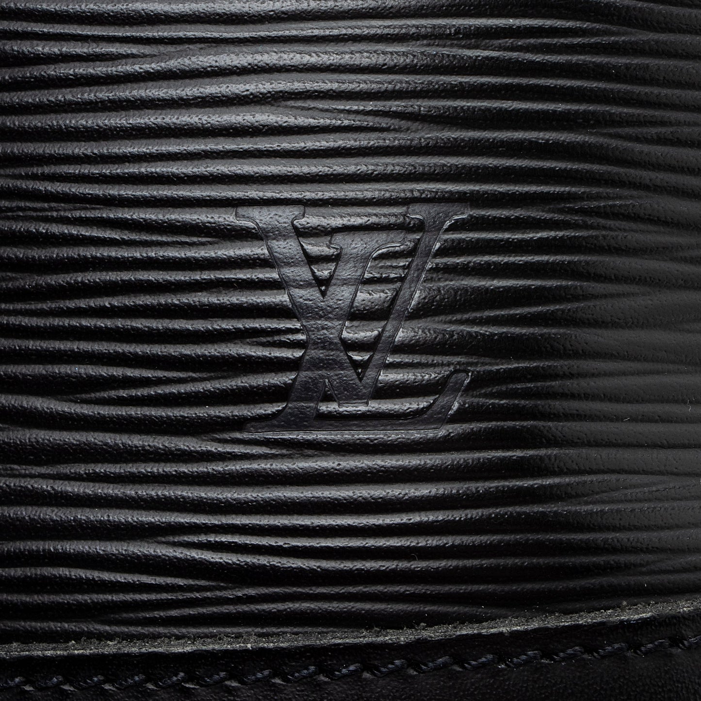 Louis Vuitton Epi Leather Petit Bucket Tote (SHF-22561)