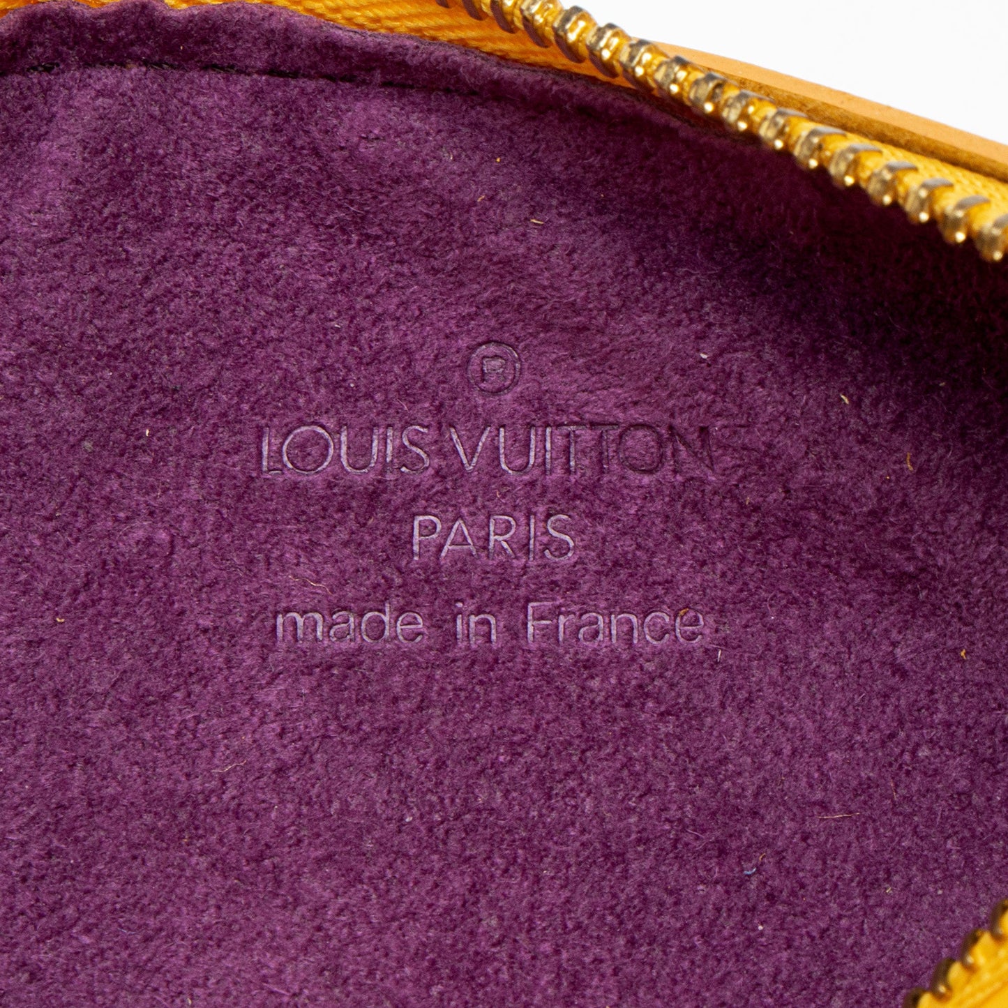 Louis Vuitton Epi Leather Round Pochette