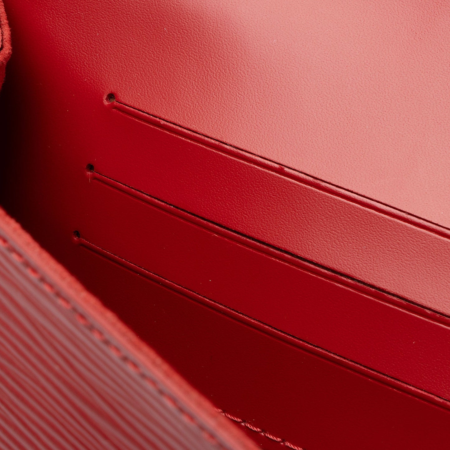 Louis Vuitton Epi Leather Sevigne Clutch (SHF-0iPqs9)