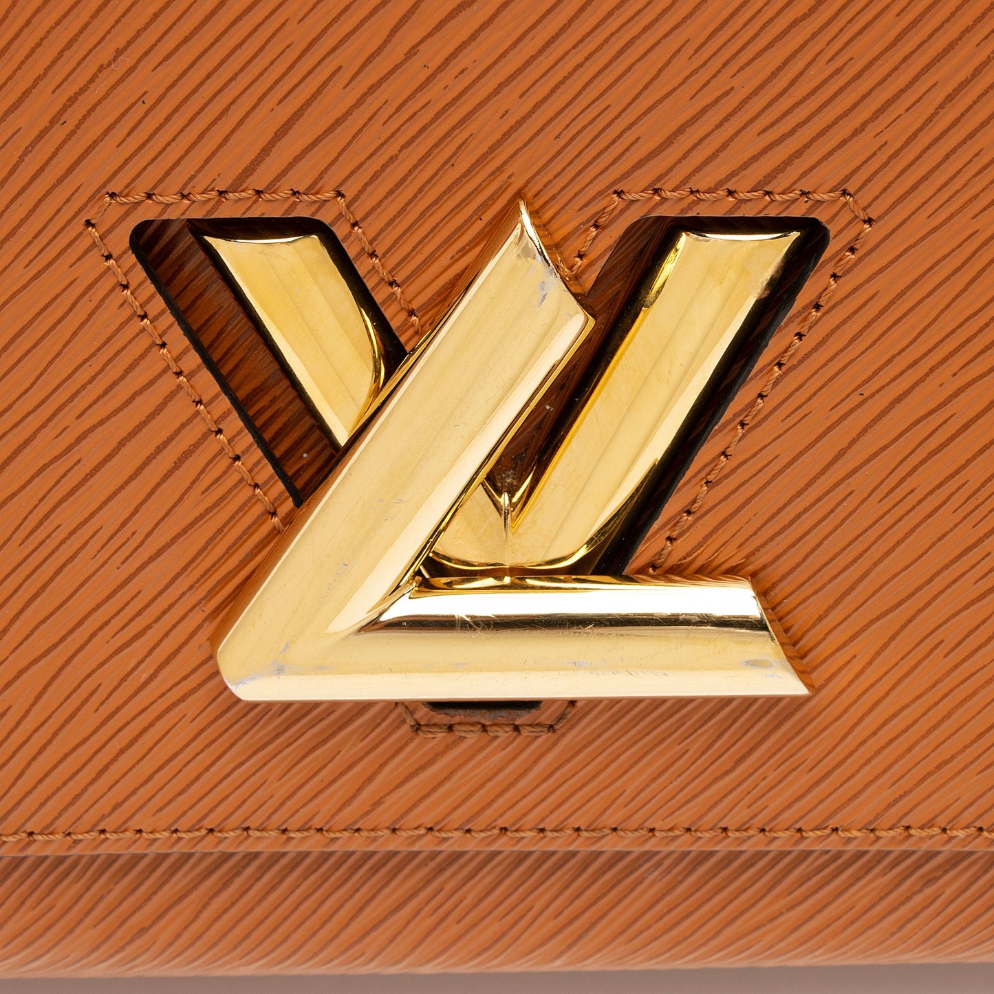 Louis Vuitton Epi Leather Twist MM Satchel (SHF-CTfJWh)