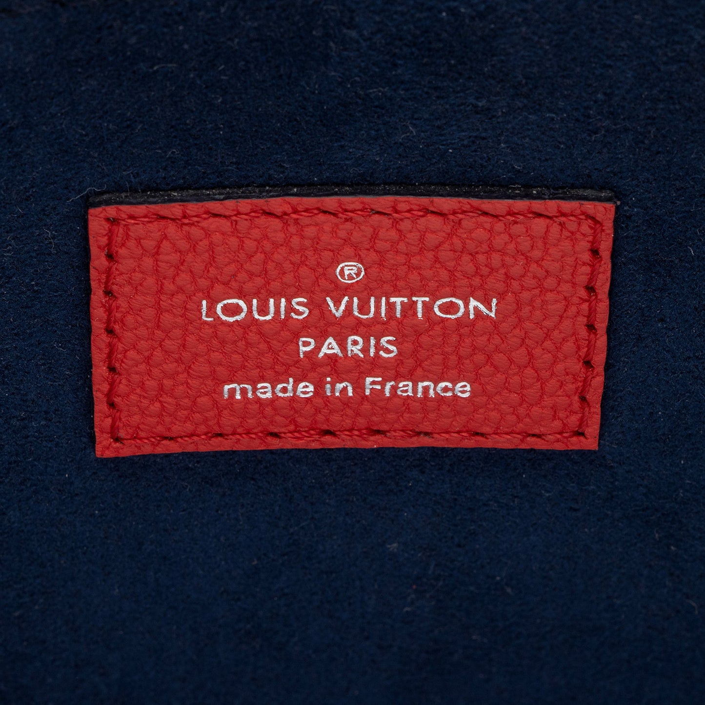 Louis Vuitton Epi Leather Twist Tote (SHF-xoKhub)