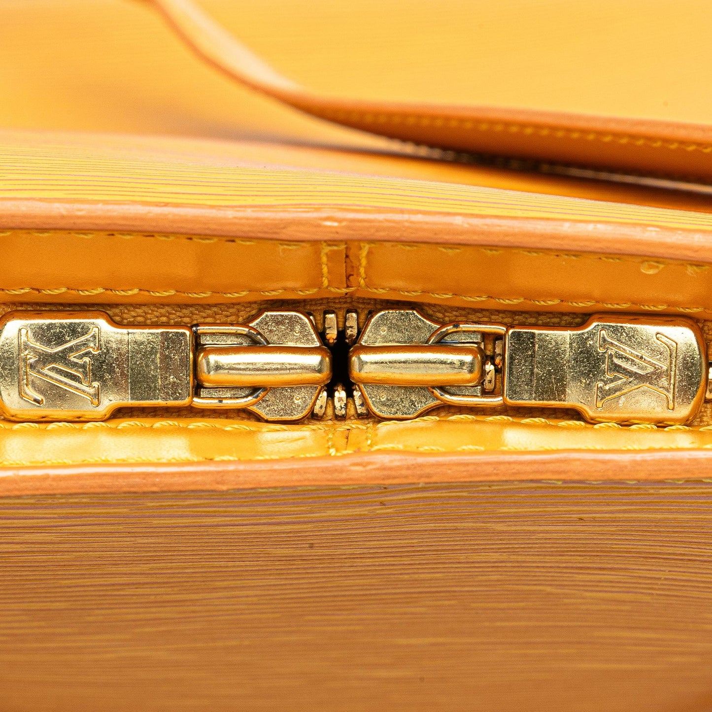 Louis Vuitton Epi Lussac