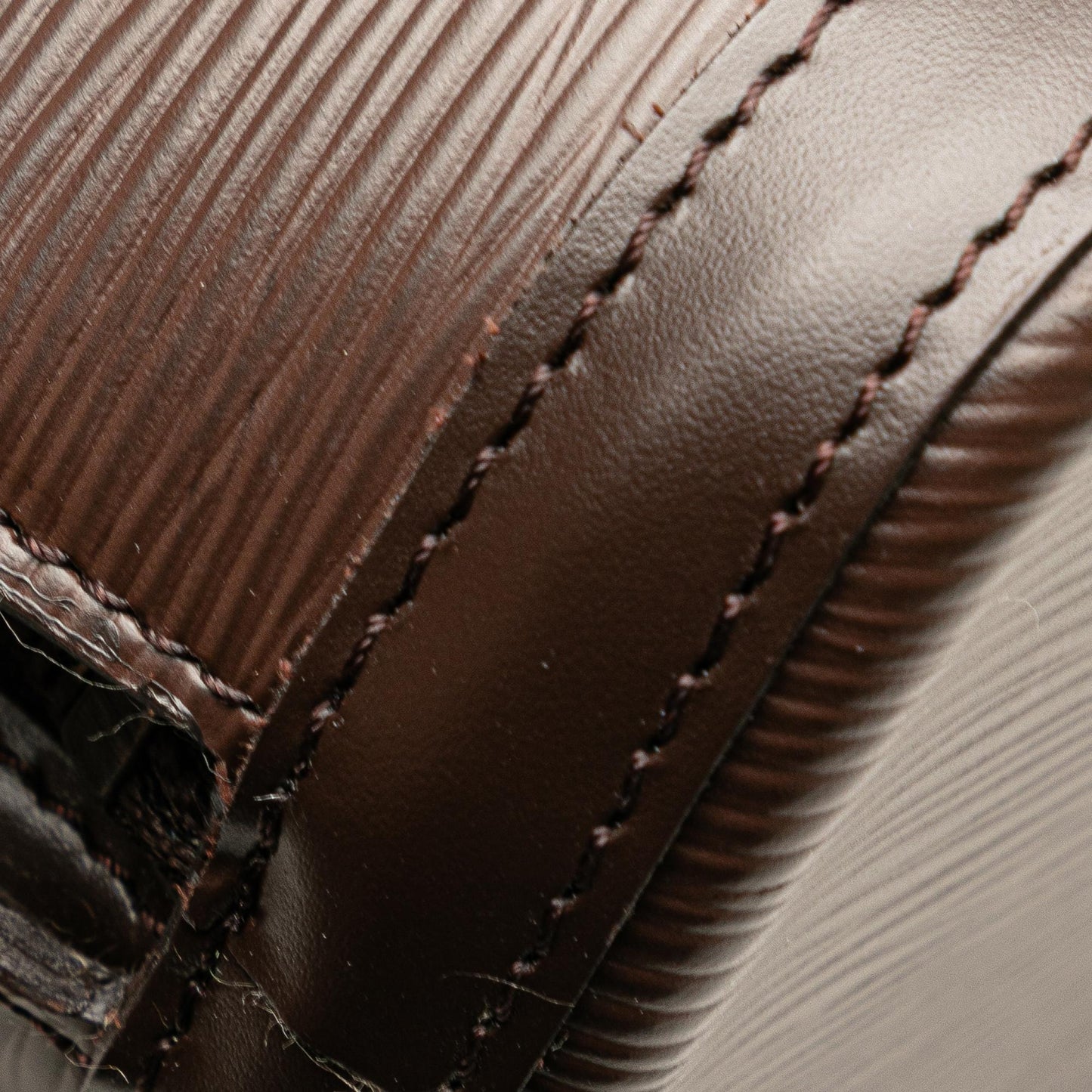 Louis Vuitton Epi Lussac