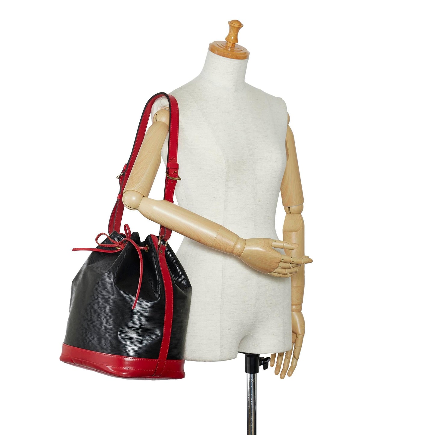 Louis Vuitton Epi Noe Bicolor (SHG-8VcwOZ)