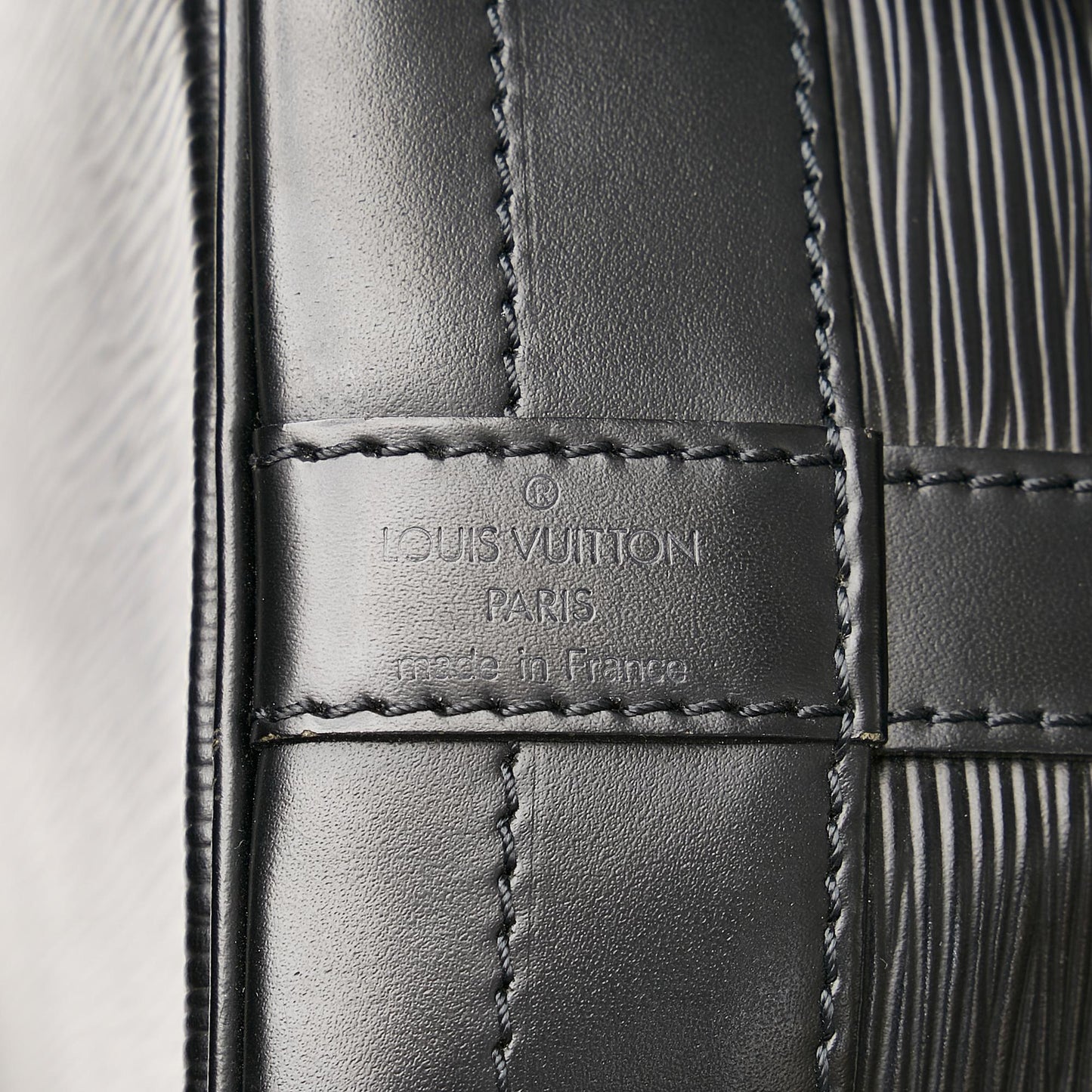 Louis Vuitton Epi Noe (SHG-28336)