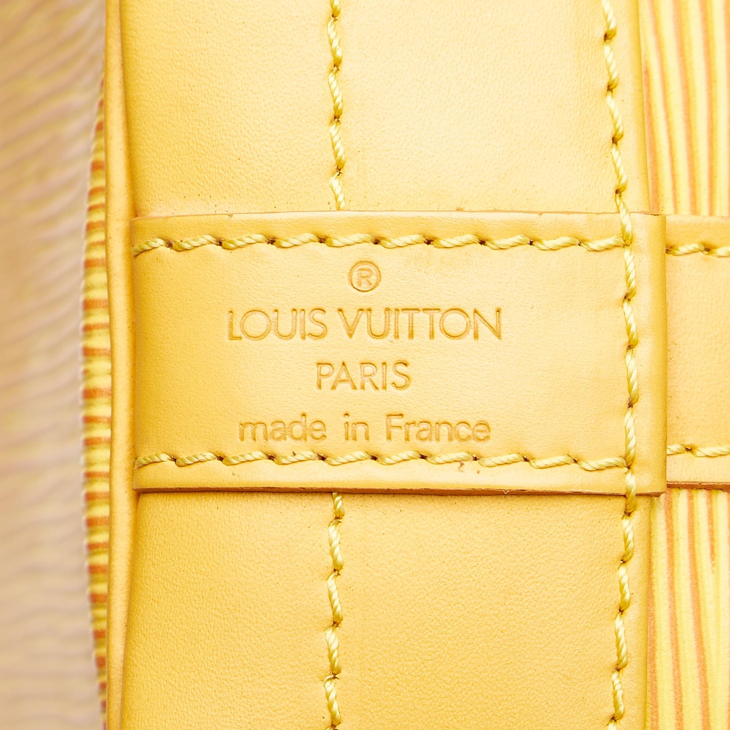 Louis Vuitton Epi Noe (SHG-30001)