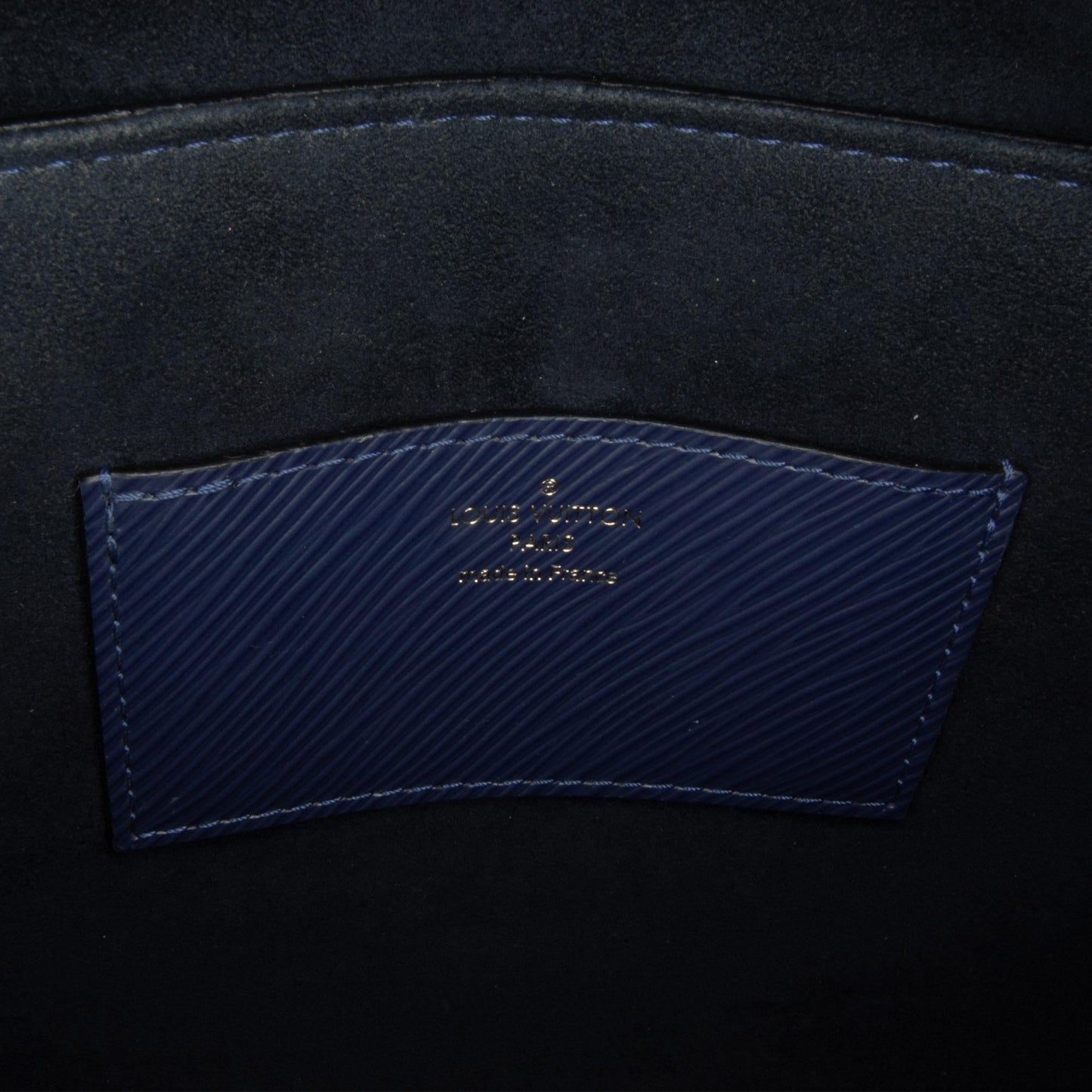 Louis Vuitton Epi Owl Twist MM (SHG-zUbayh)