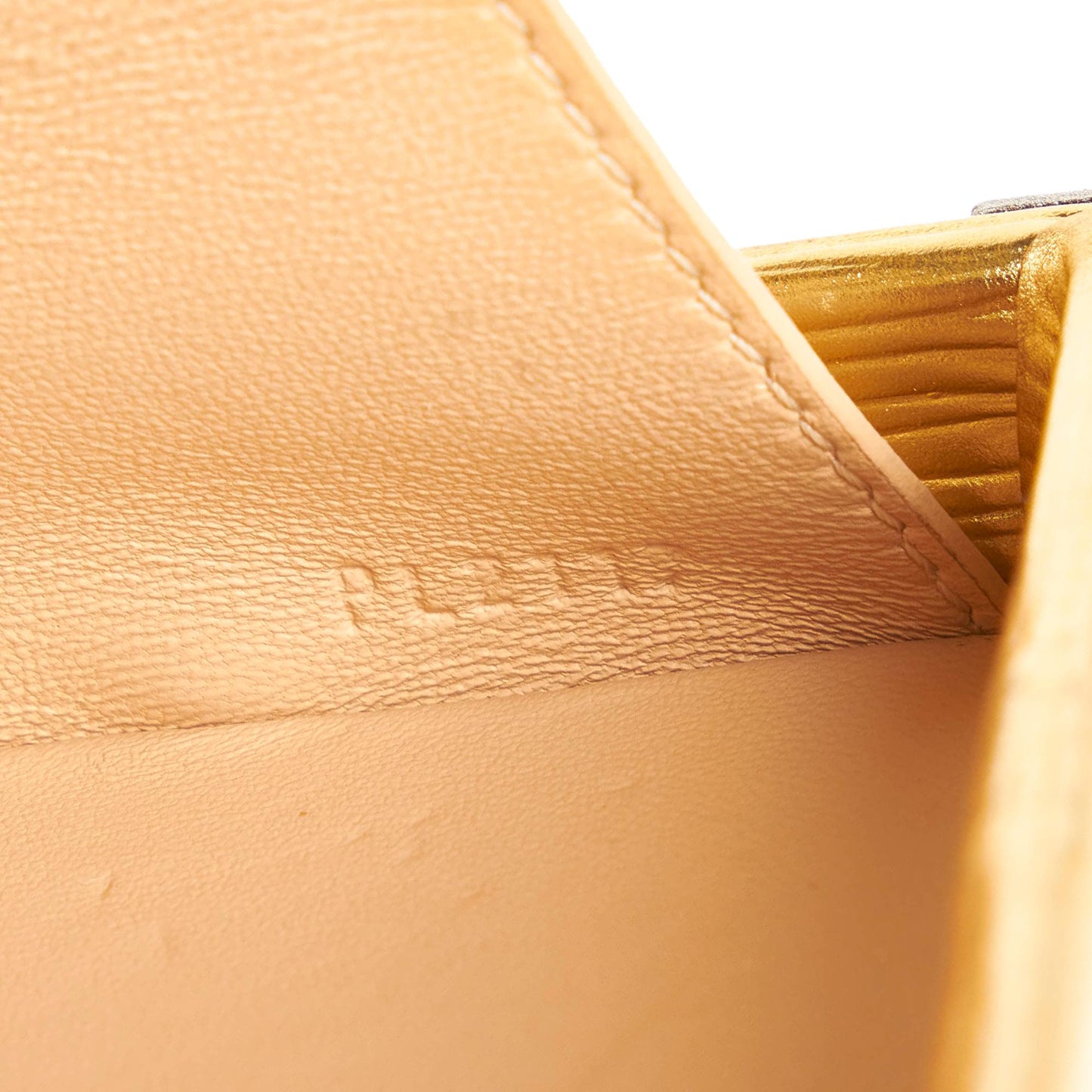 Louis Vuitton Epi Petite Malle (SHG-37811)