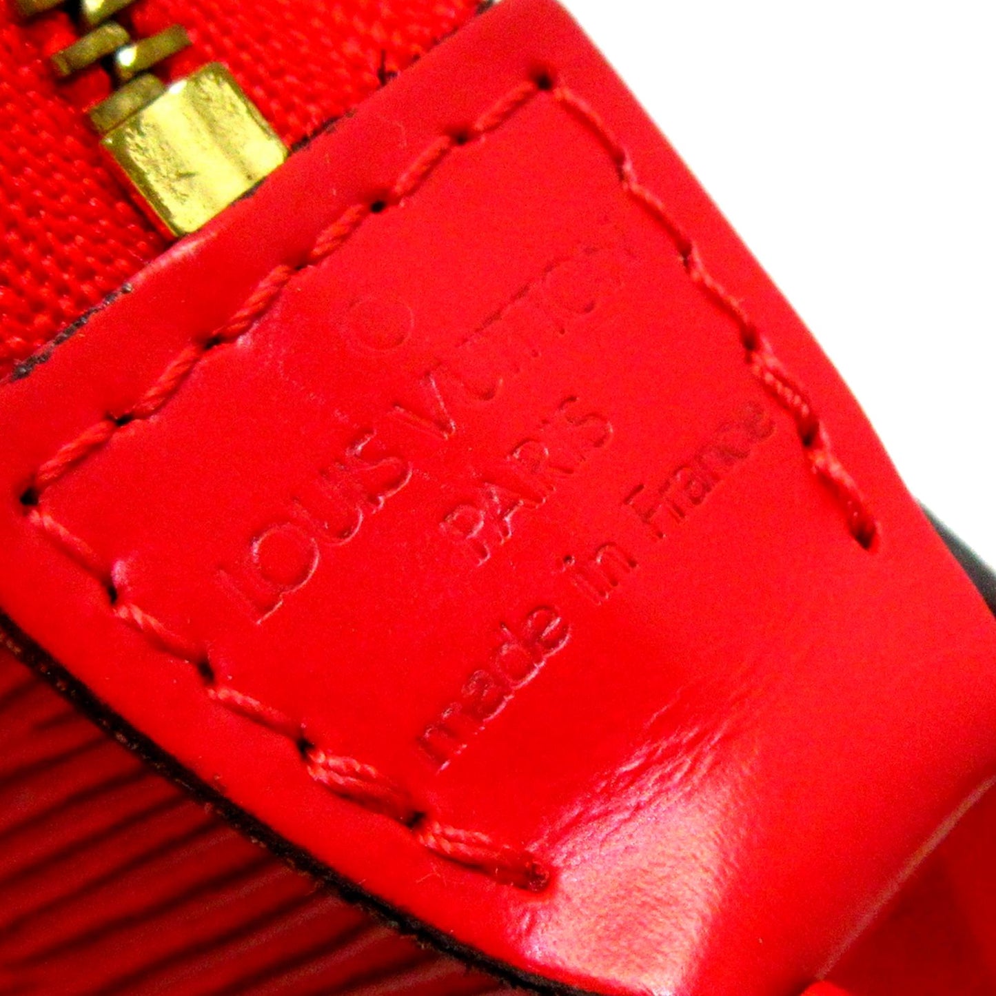 Louis Vuitton Epi Pochette Accessoires (SHG-XeIC2a)