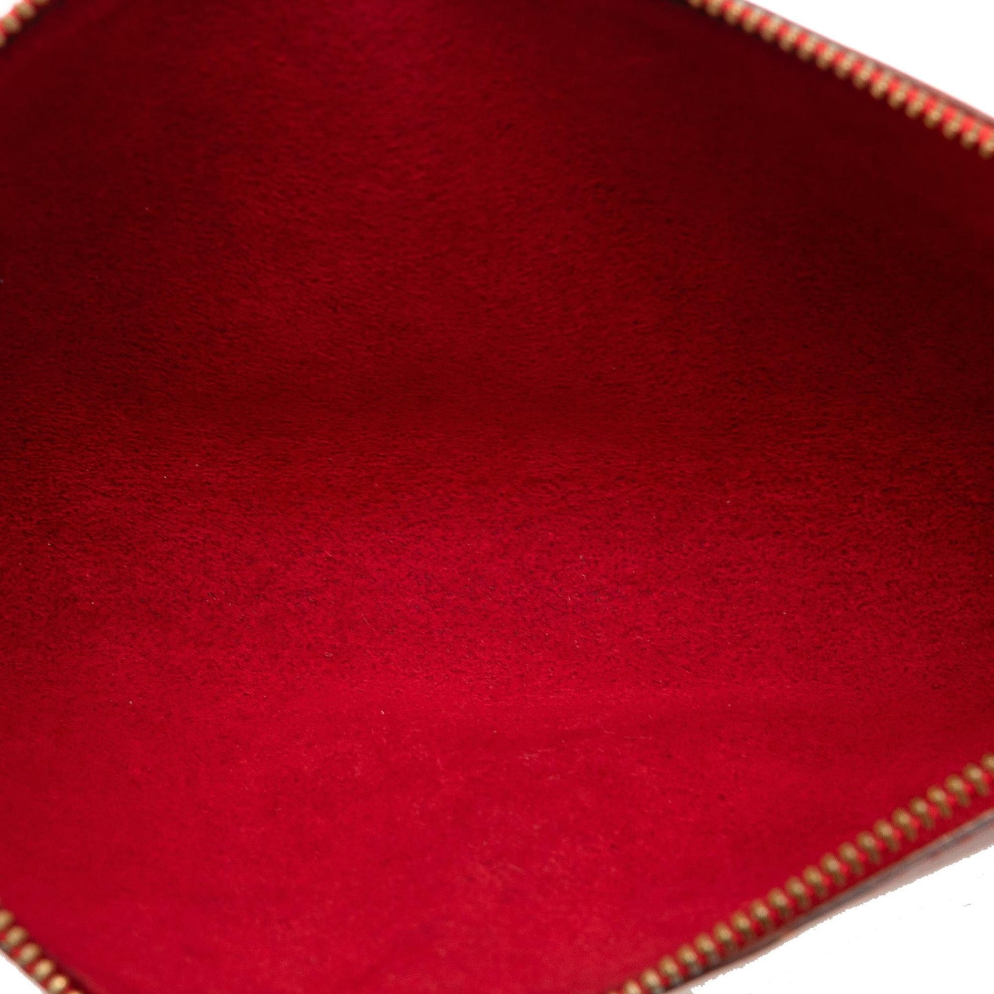 Louis Vuitton Epi Pochette Accessoires (SHG-f03D4U)