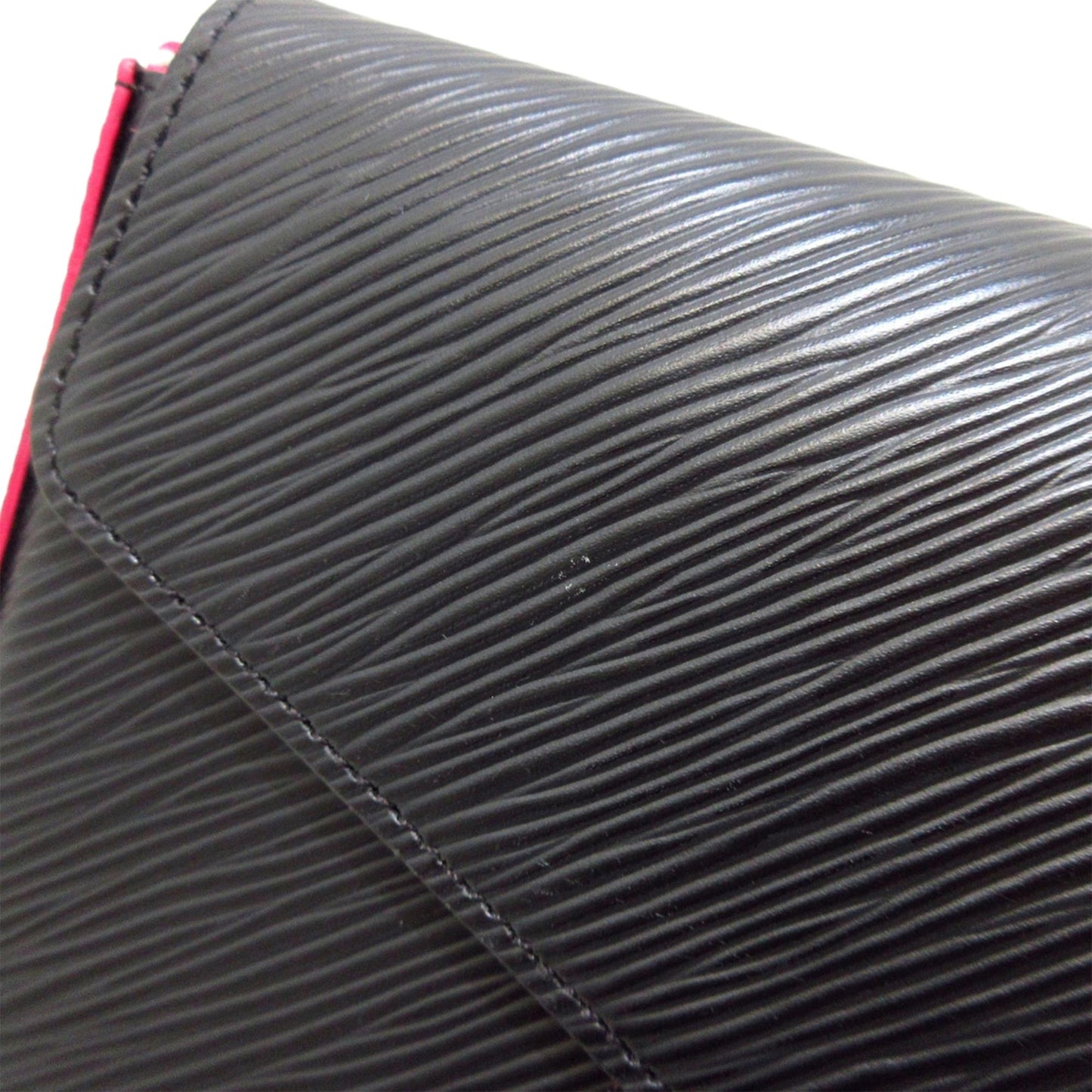 Louis Vuitton Epi Pochette Felicie (SHG-Nc7QUM)