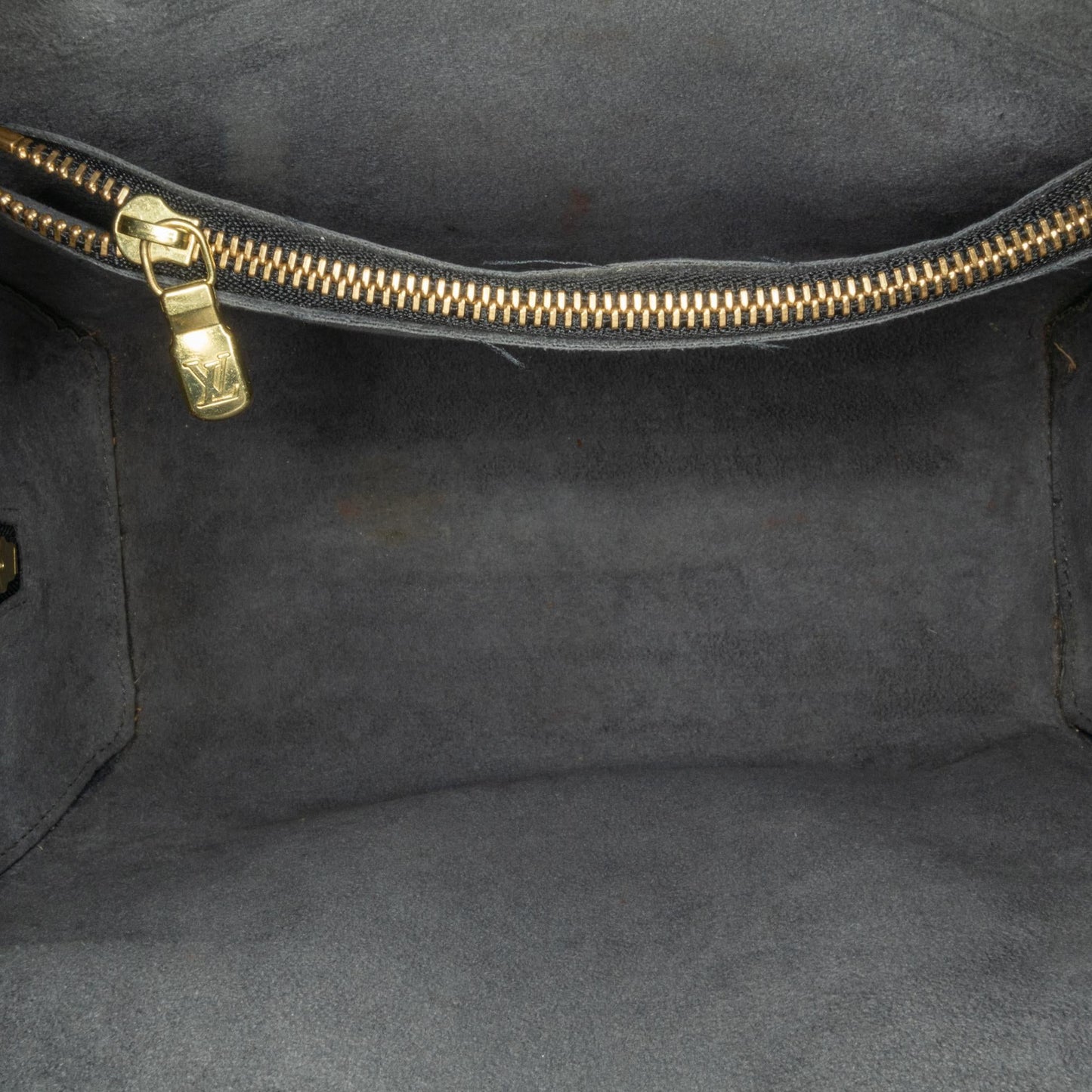 Louis Vuitton Epi Pont-Neuf PM (SHG-ssgNEN)