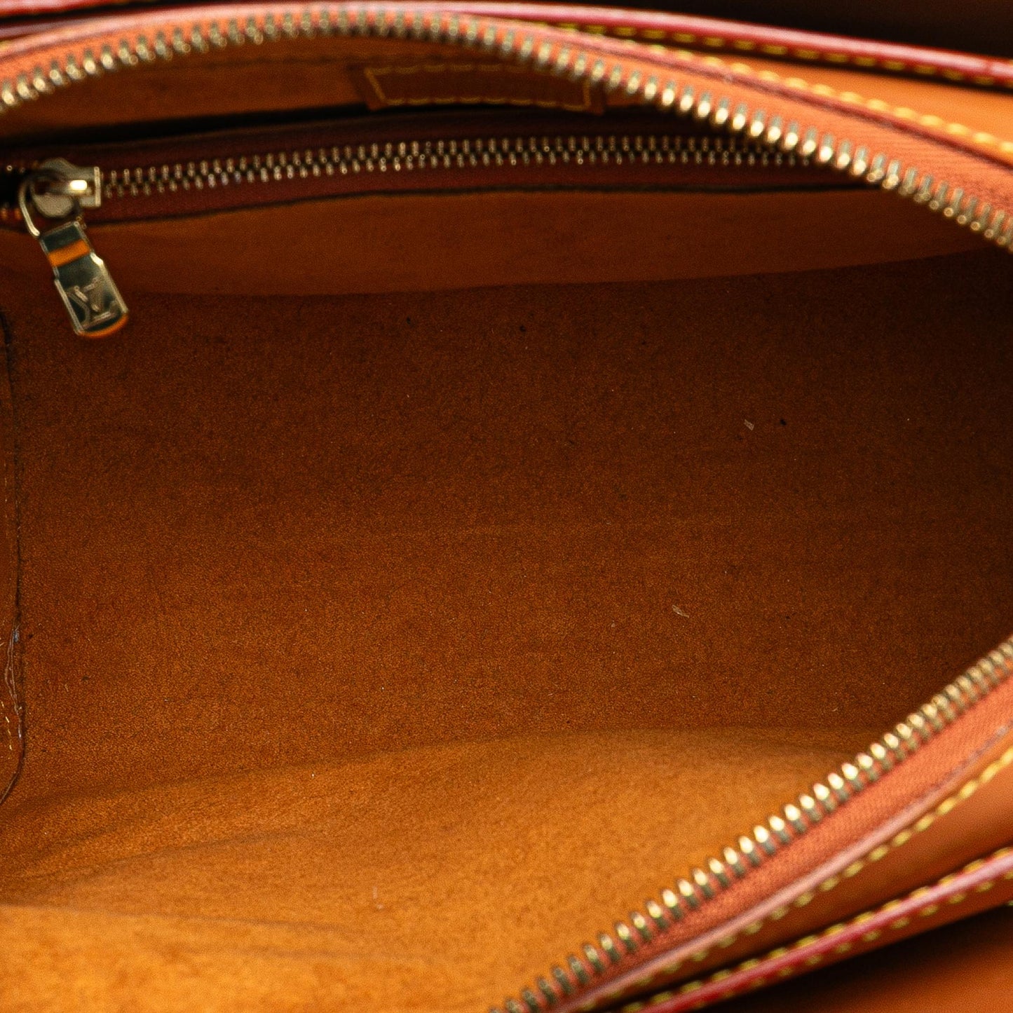 Louis Vuitton Epi Pont Neuf PM
