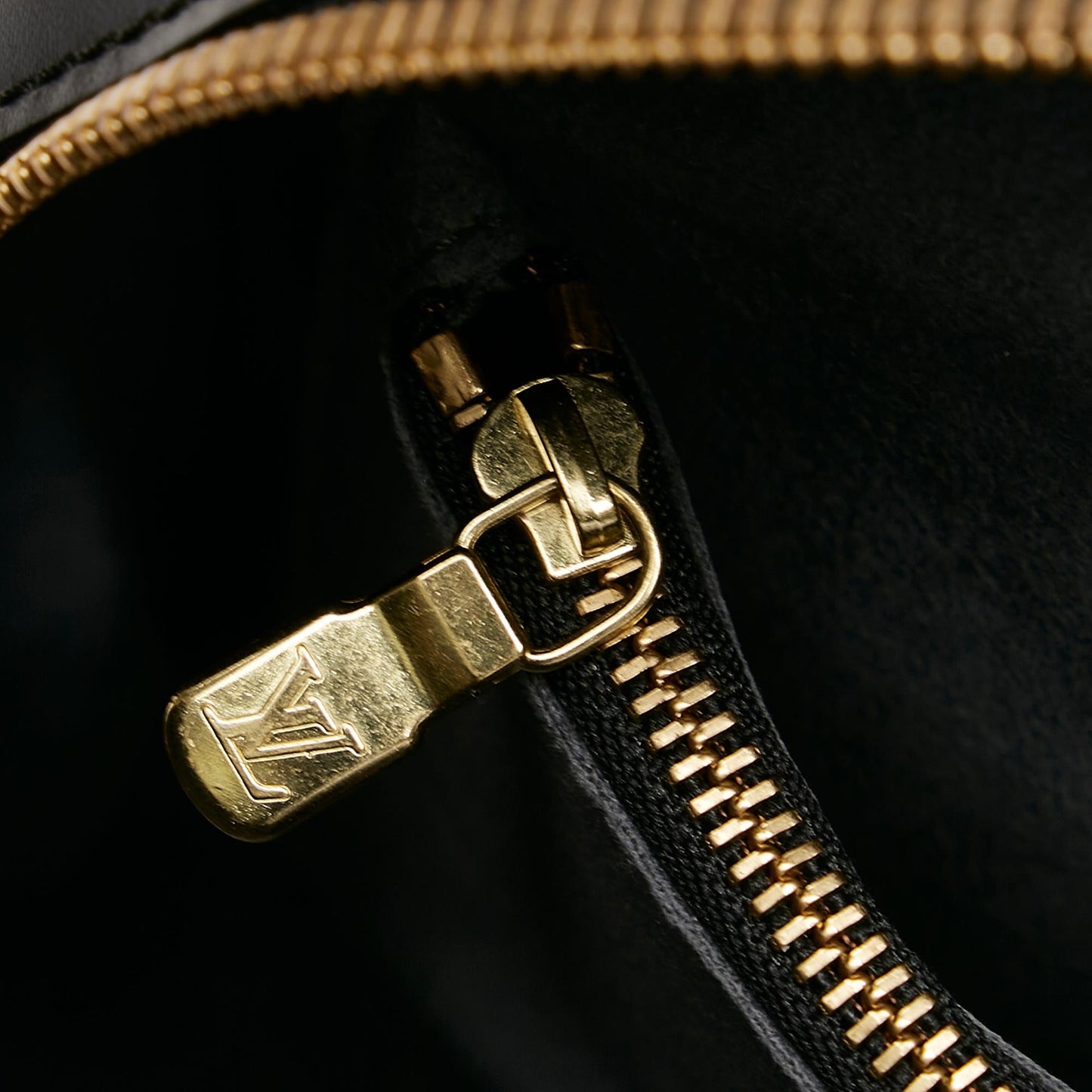 Louis Vuitton Epi Pont-Neuf (SHG-efRi7h)
