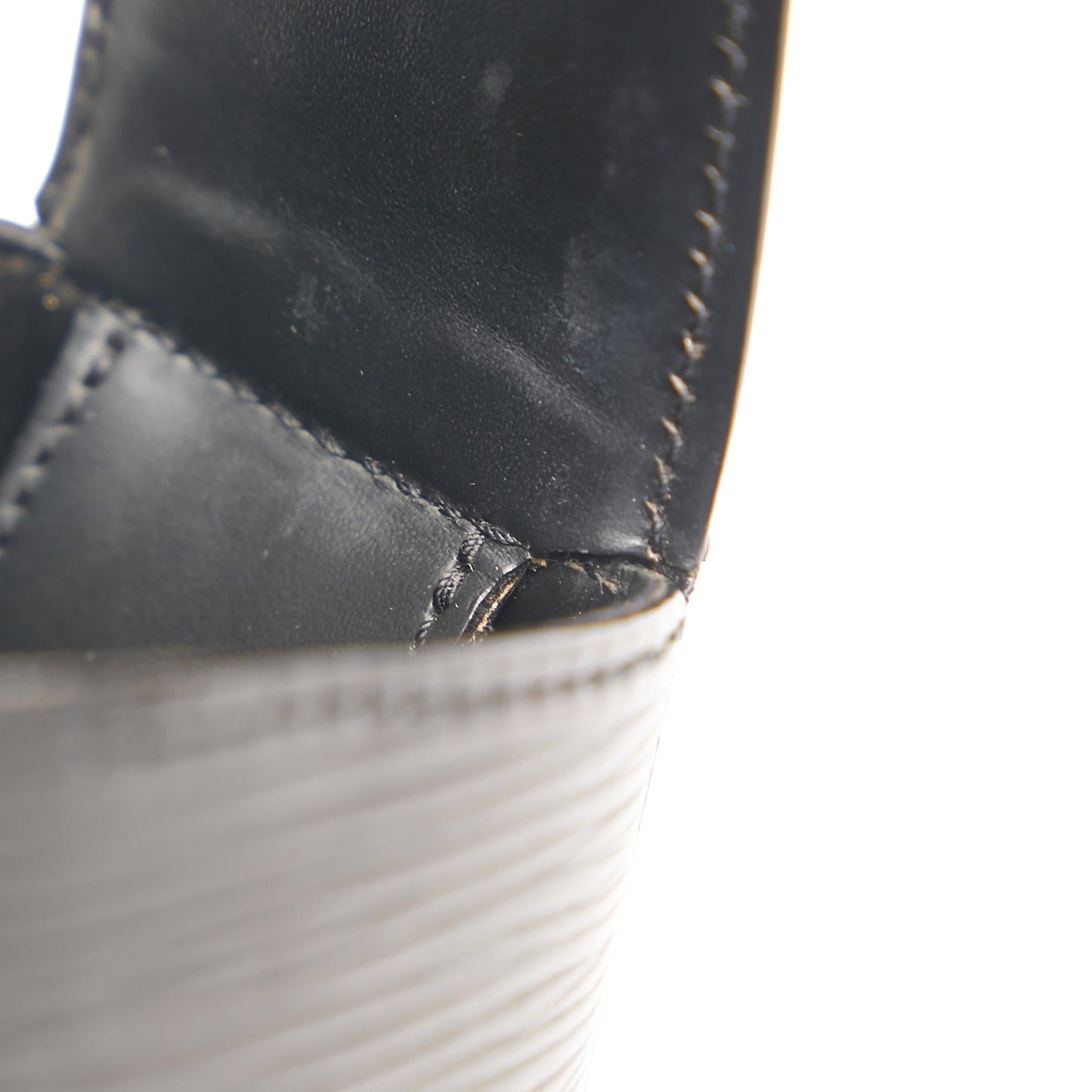 Louis Vuitton Epi Reverie (SHG-35914)
