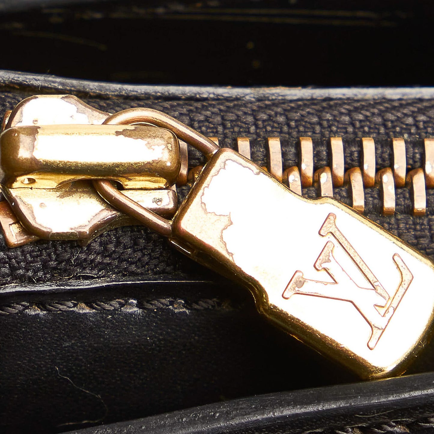 Louis Vuitton Epi Riviera (SHG-28830)