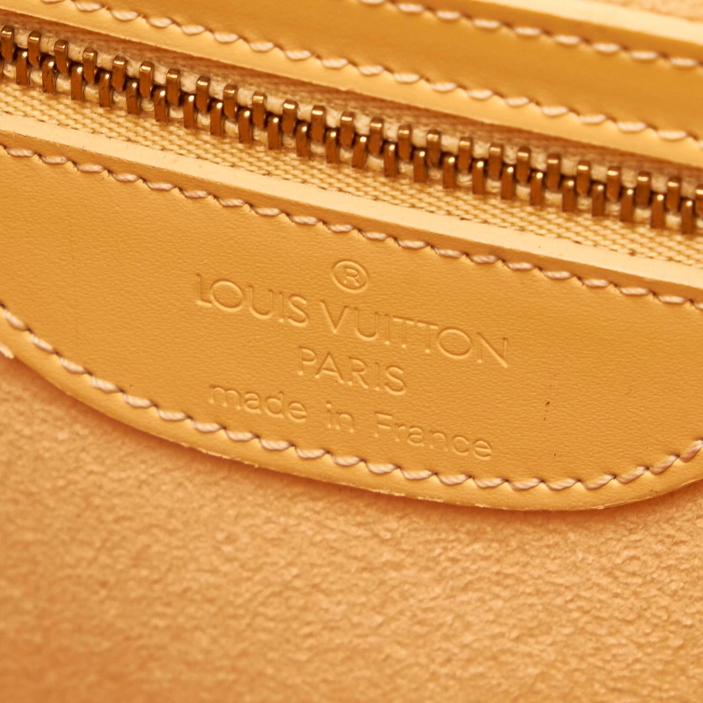 Louis Vuitton Epi Sac Verseau (SHG-29043)