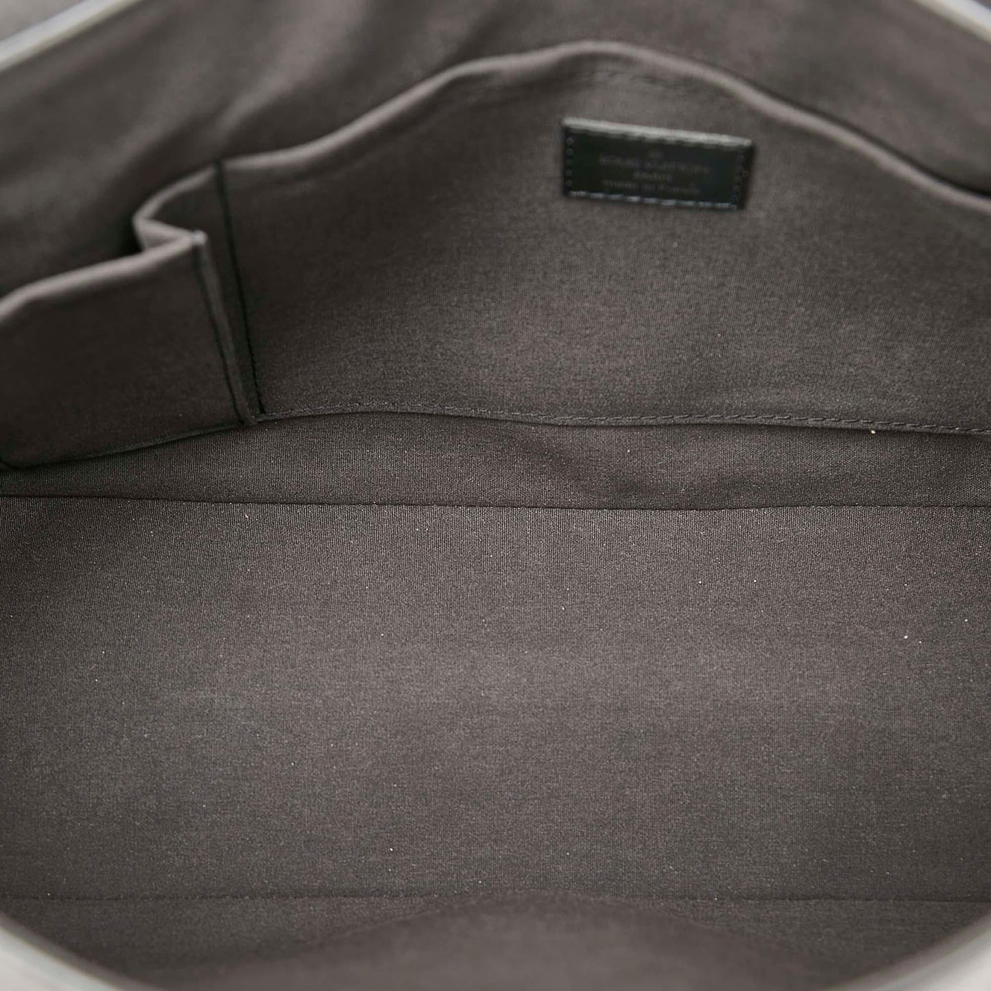 Louis Vuitton Epi Segur MM (SHG-23141)