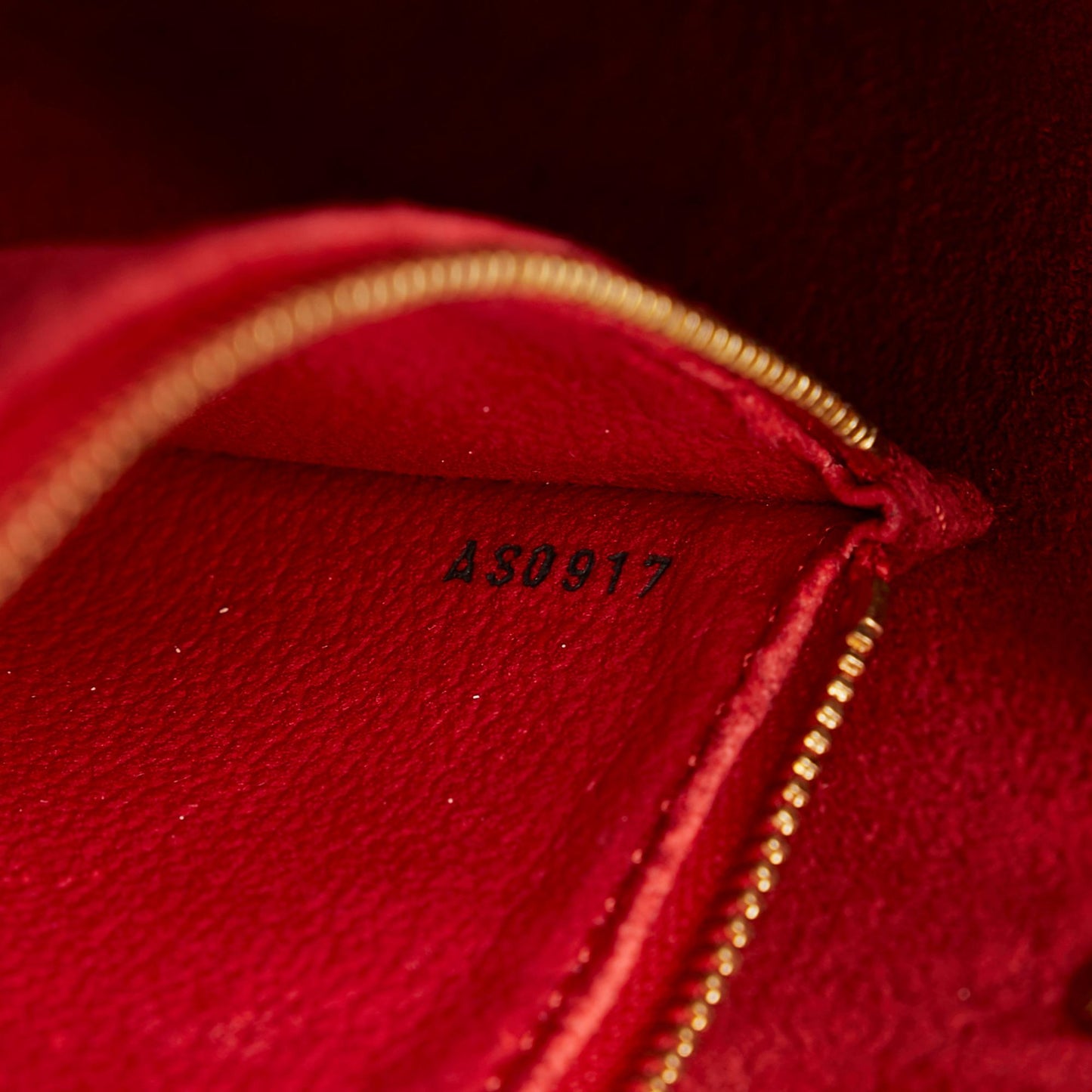Louis Vuitton Epi Solferino (SHG-37526)