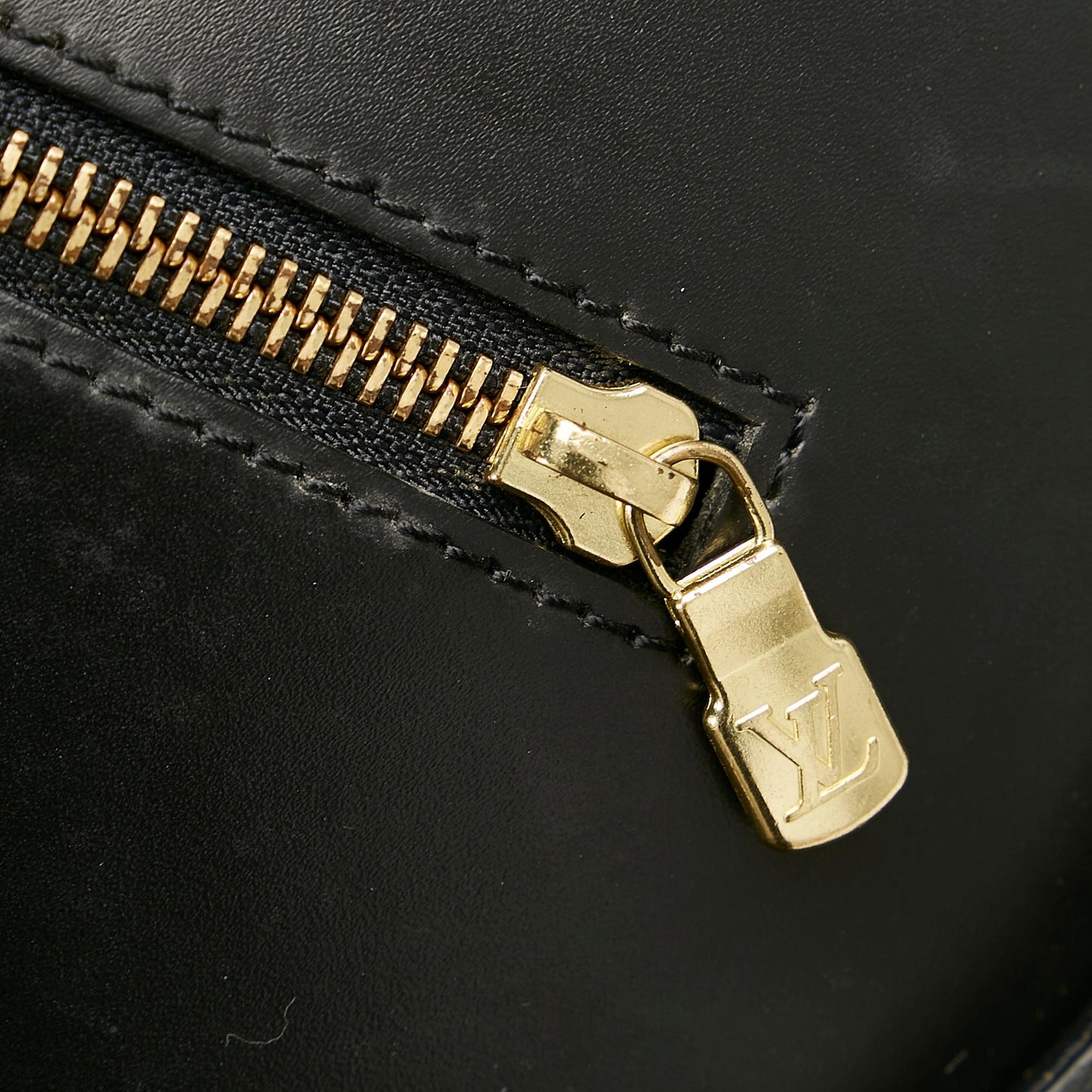 Louis Vuitton Epi Soufflot (SHG-31821)