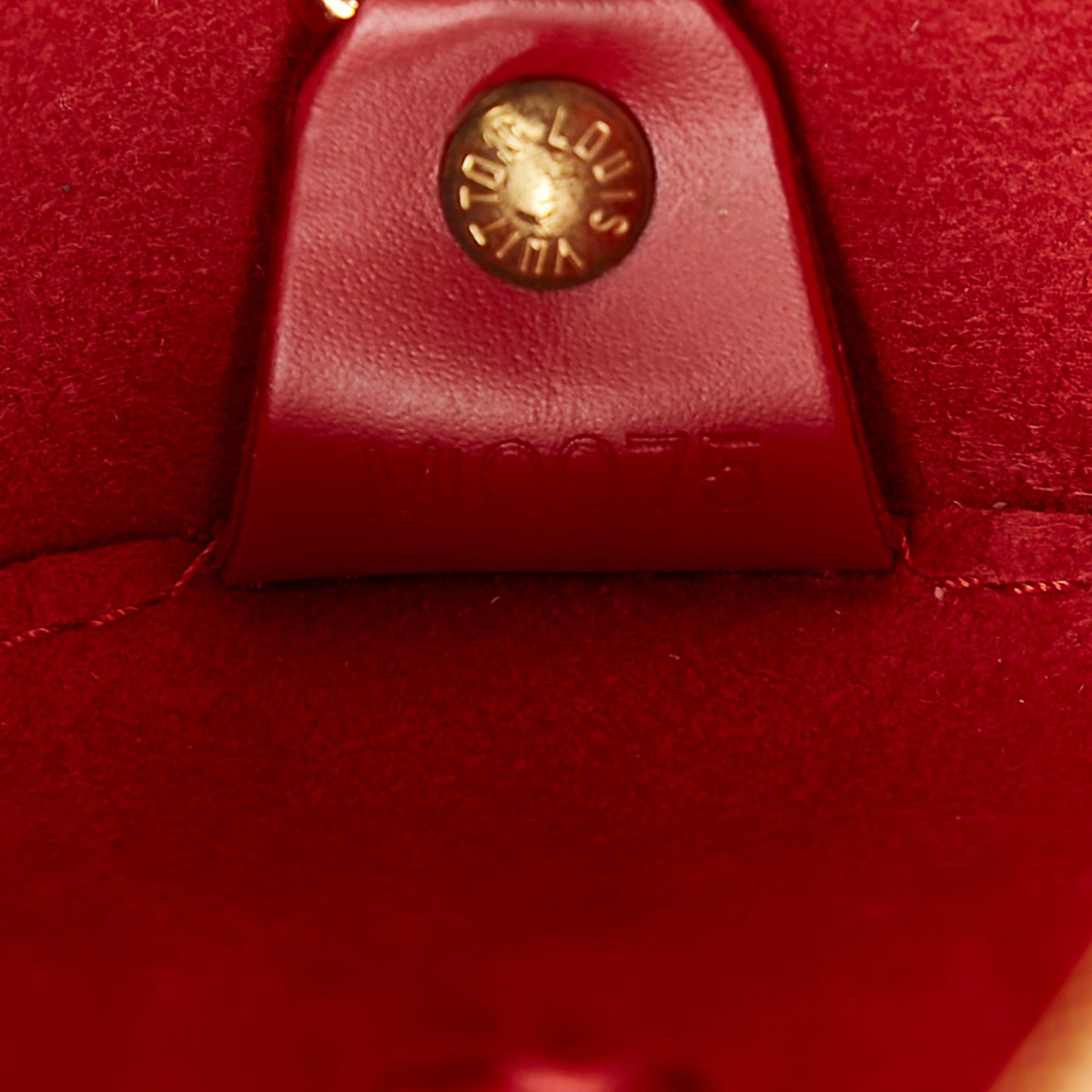 Louis Vuitton Epi Soufflot (SHG-33902)