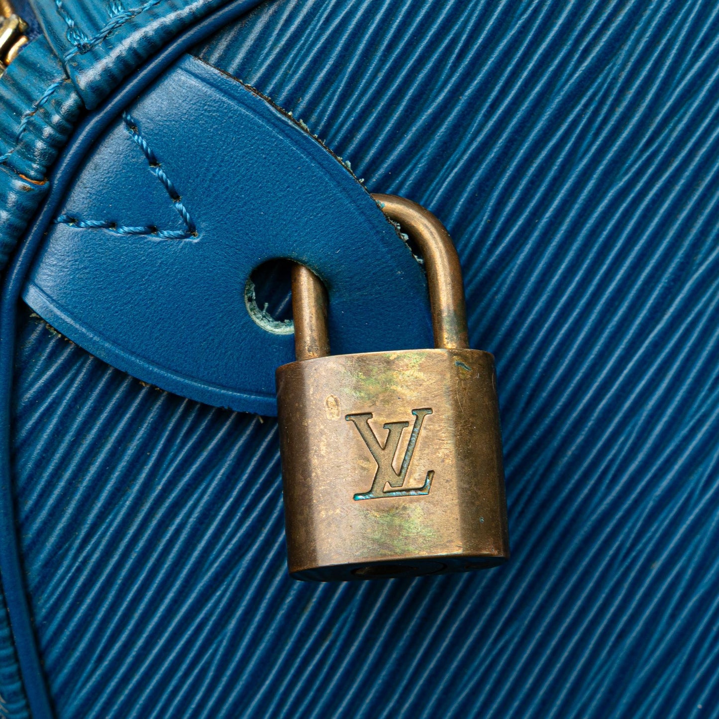 Louis Vuitton Epi Speedy 30