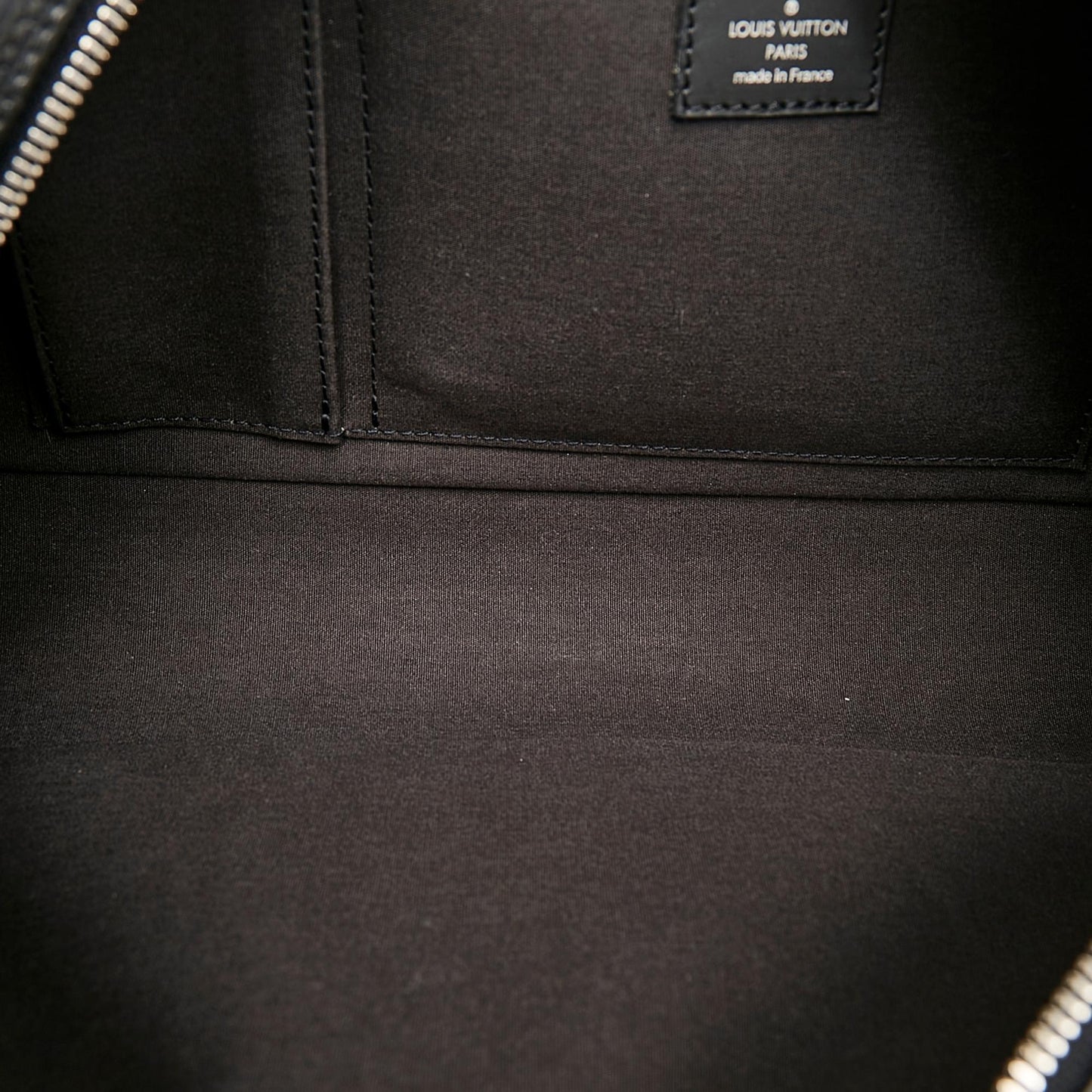 Louis Vuitton Epi Vivienne Long MM (SHG-28247)