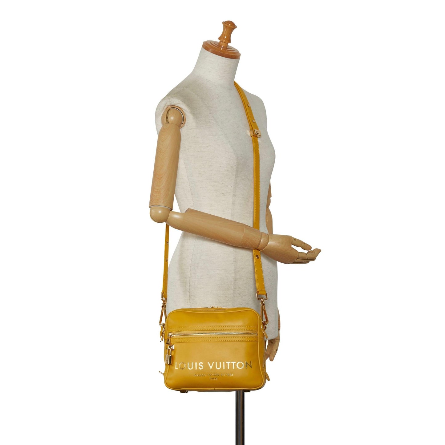 Louis Vuitton Flight Paname Takeoff Bag (SHG-QwyJho)