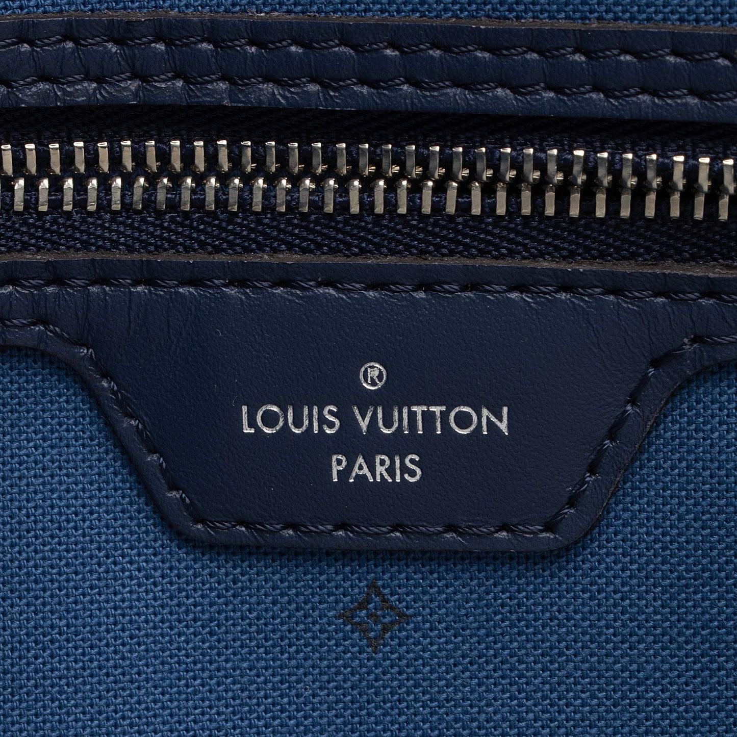 Louis Vuitton Giant Monogram Canvas Escale Neverfull MM Tote (SHF-8ku4mD)
