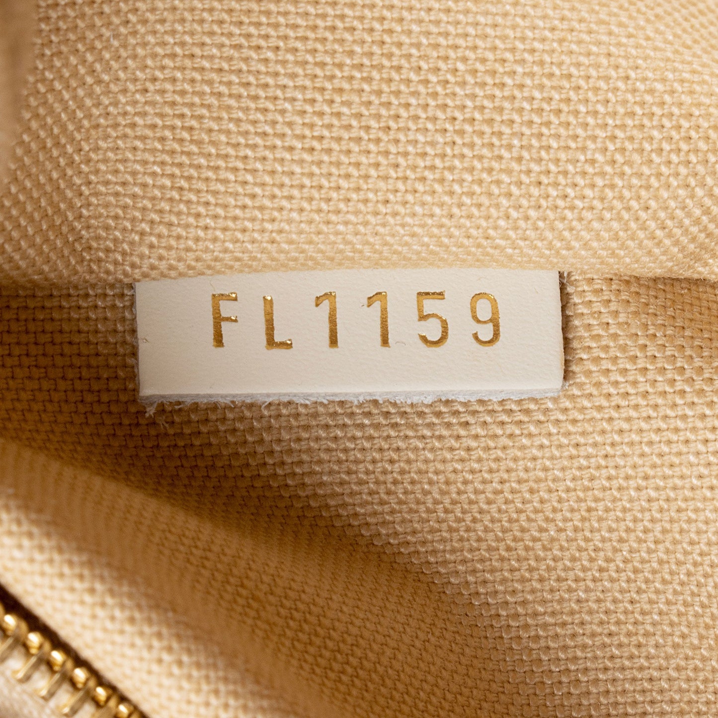 Louis Vuitton Giant Monogram Canvas Onthego GM Tote (SHF-2OCOFy)