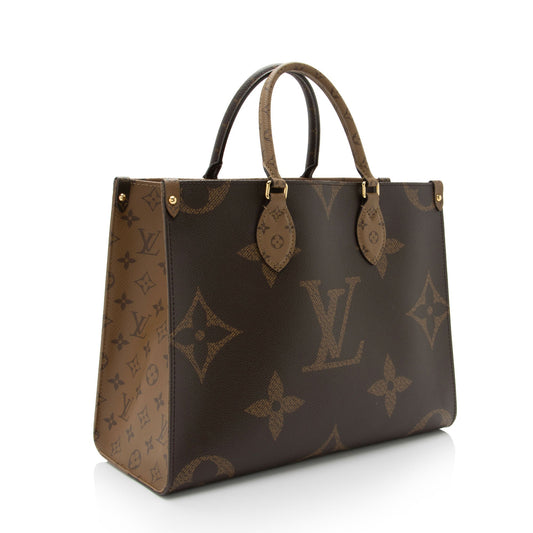 Louis Vuitton Giant Monogram Canvas Onthego MM Tote (SHF-tL87g4)