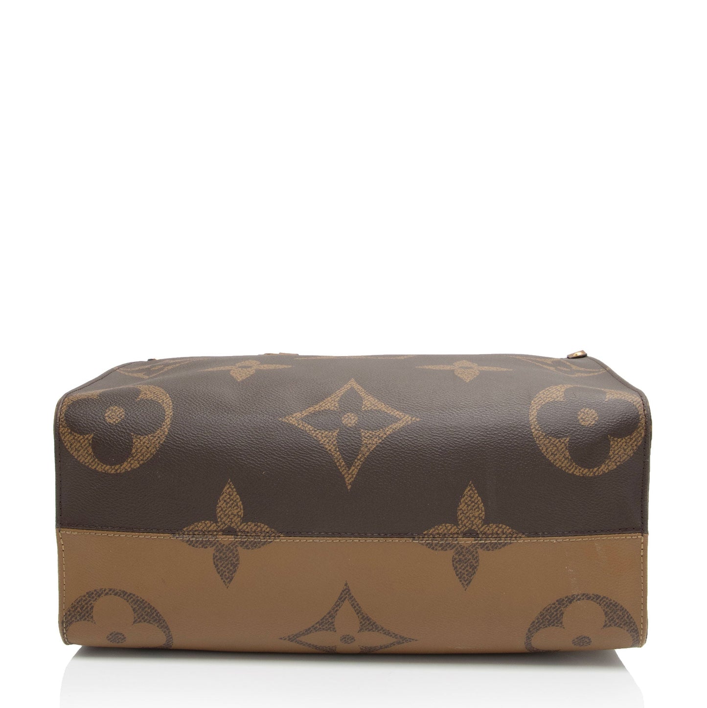 Louis Vuitton Giant Monogram Canvas Onthego MM Tote (SHF-nKCKP4)