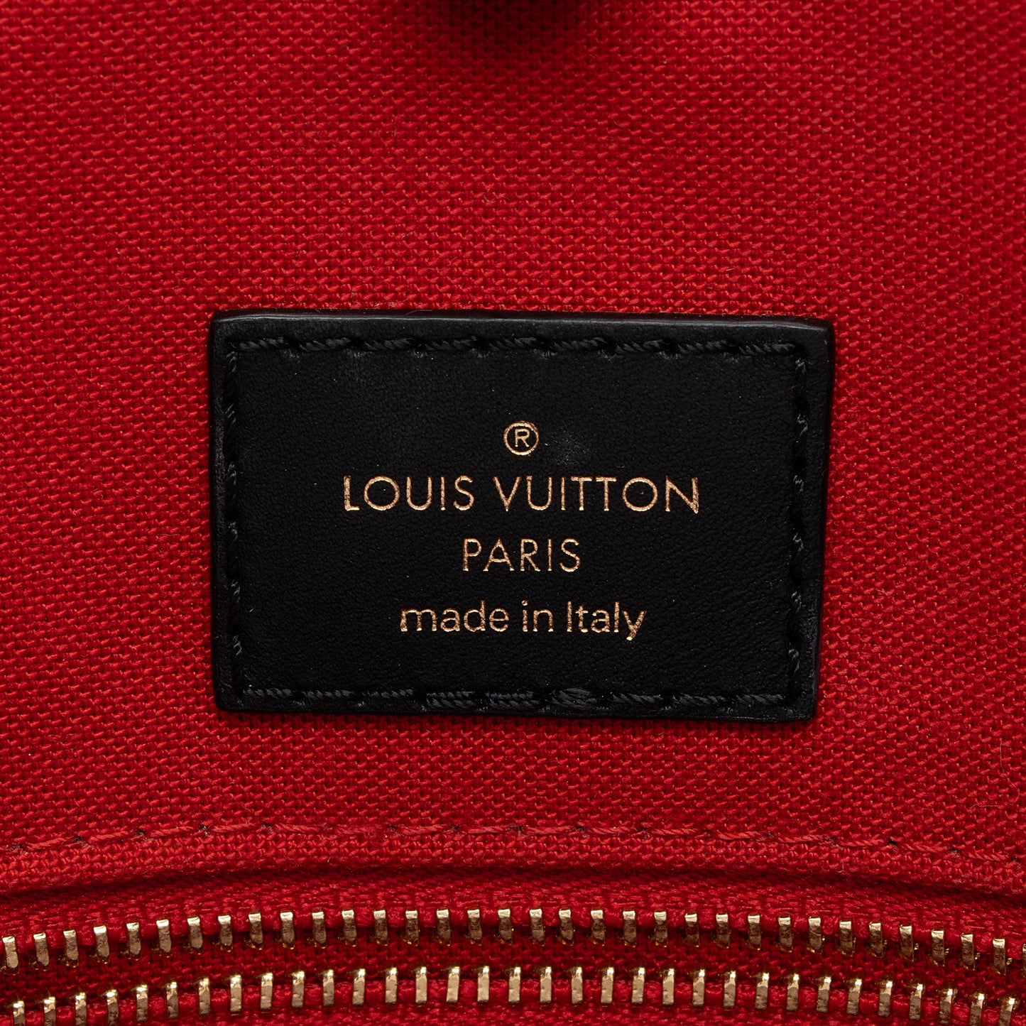 Louis Vuitton Giant Monogram Canvas Onthego MM Tote (SHF-nKCKP4)