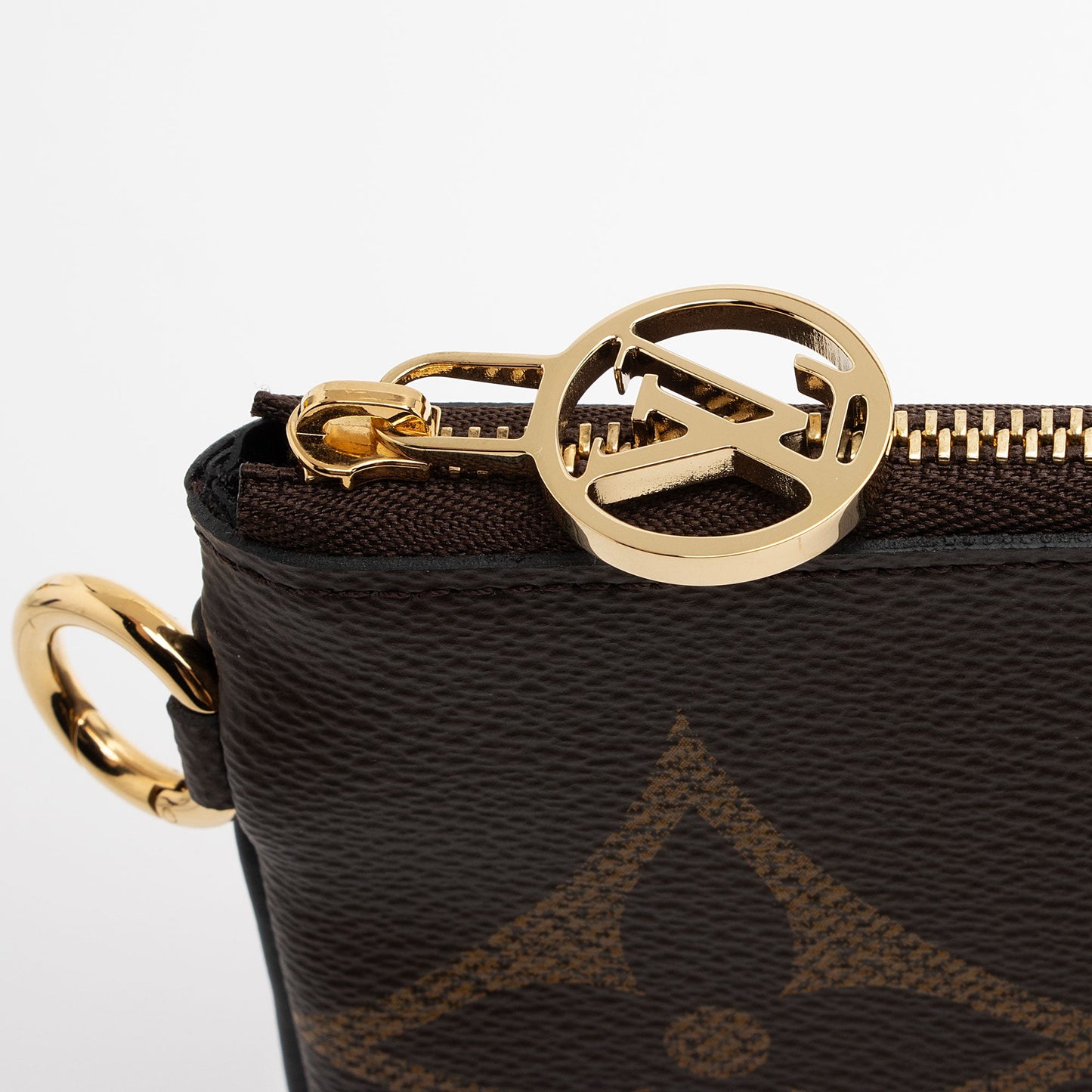 Louis Vuitton Giant Monogram Canvas Trio Large Pouch (SHF-VjOlGz)