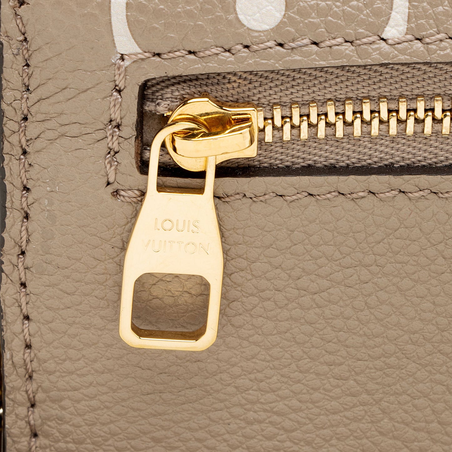 Louis Vuitton Giant Monogram Empreinte Bicolor Pochette Metis E/W Shoulder Bag