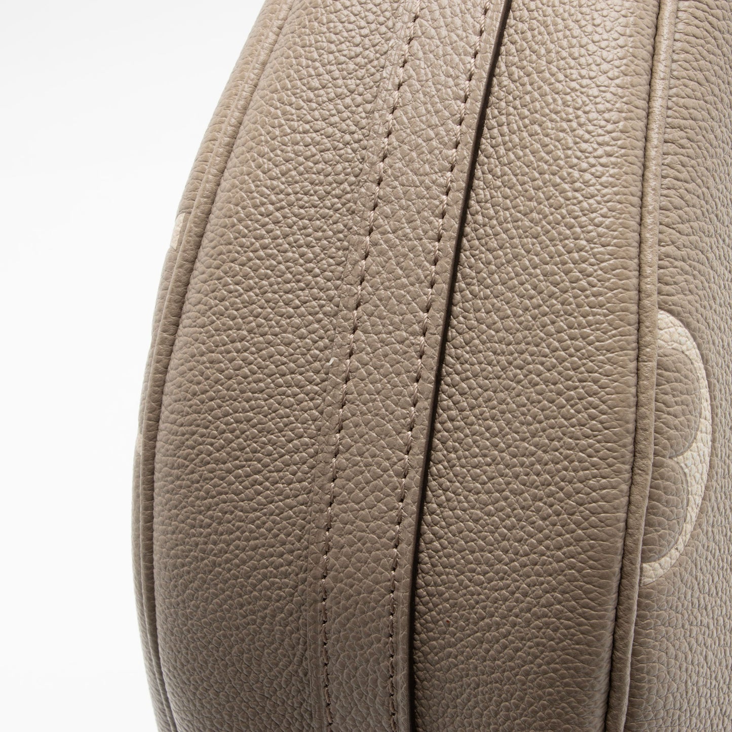 Louis Vuitton Giant Monogram Empreinte Canvas Loop Hobo (SHF-sV2LUu)
