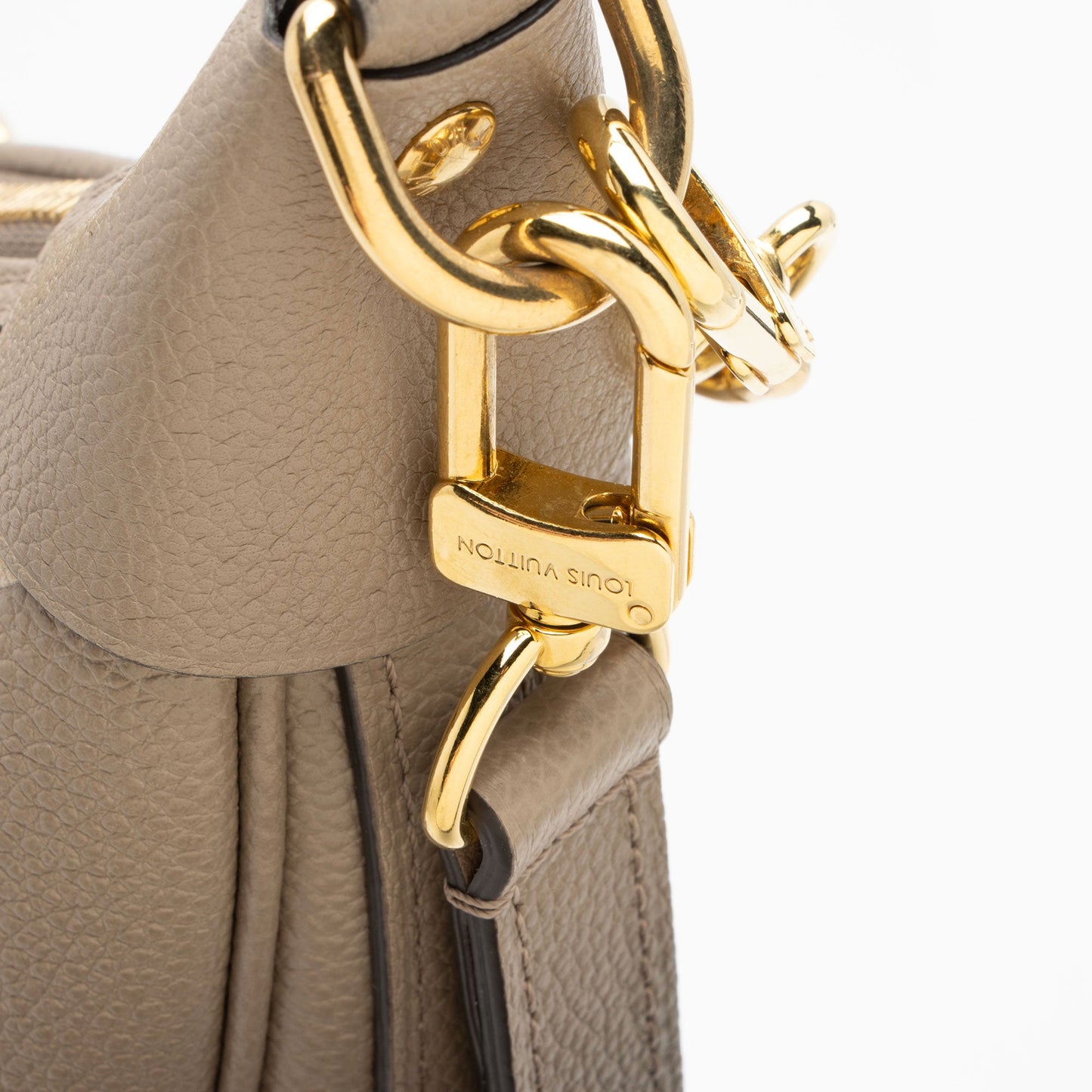 Louis Vuitton Giant Monogram Empreinte Canvas Loop Hobo (SHF-sV2LUu)
