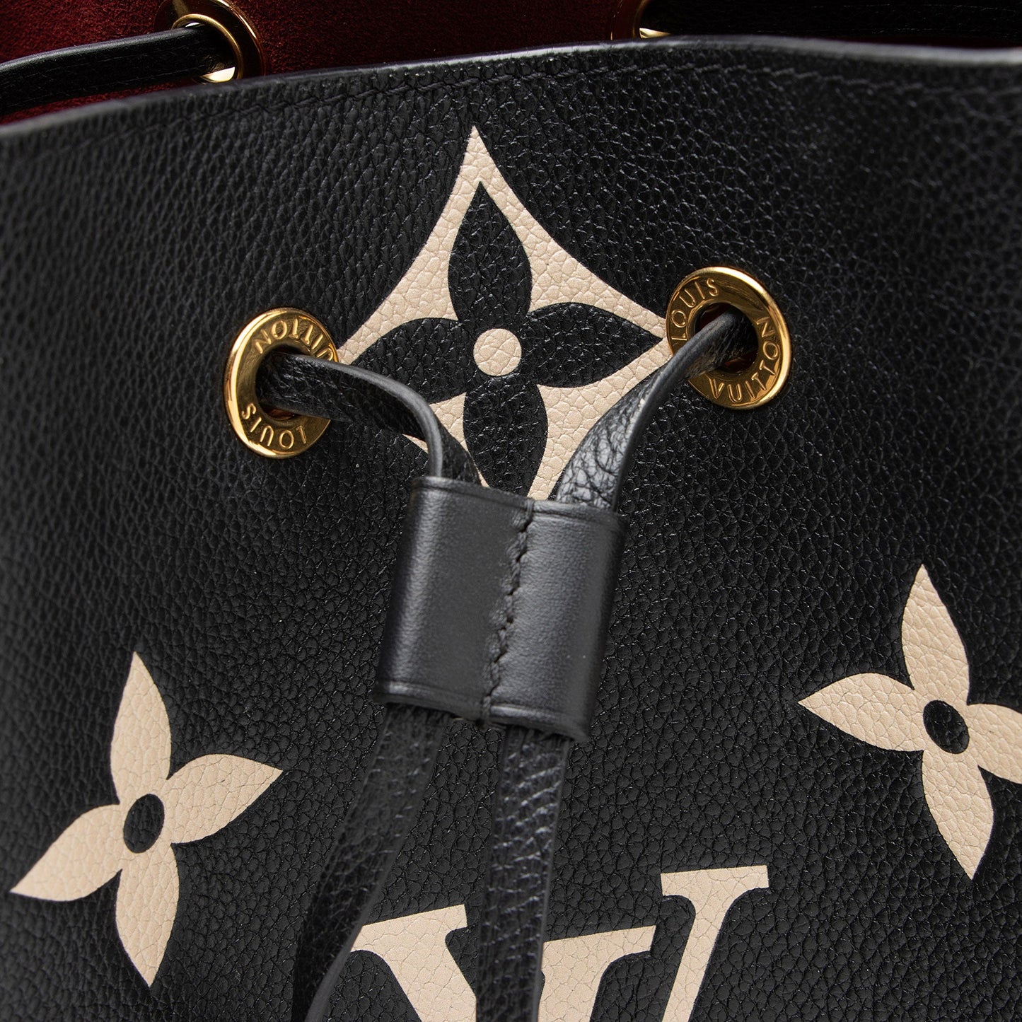 Louis Vuitton Giant Monogram Empreinte Leather Neonoe MM Shoulder Bag (SHF-saYQpK)