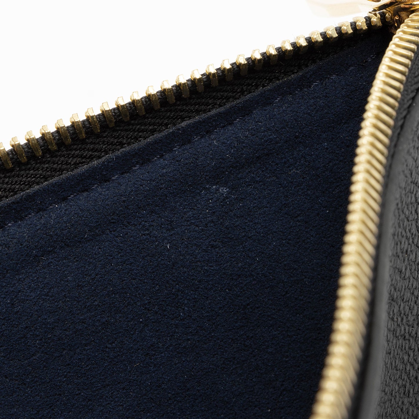 Louis Vuitton Giant Monogram Empreinte Neverfull MM Pochette (SHF-uMpZHz)