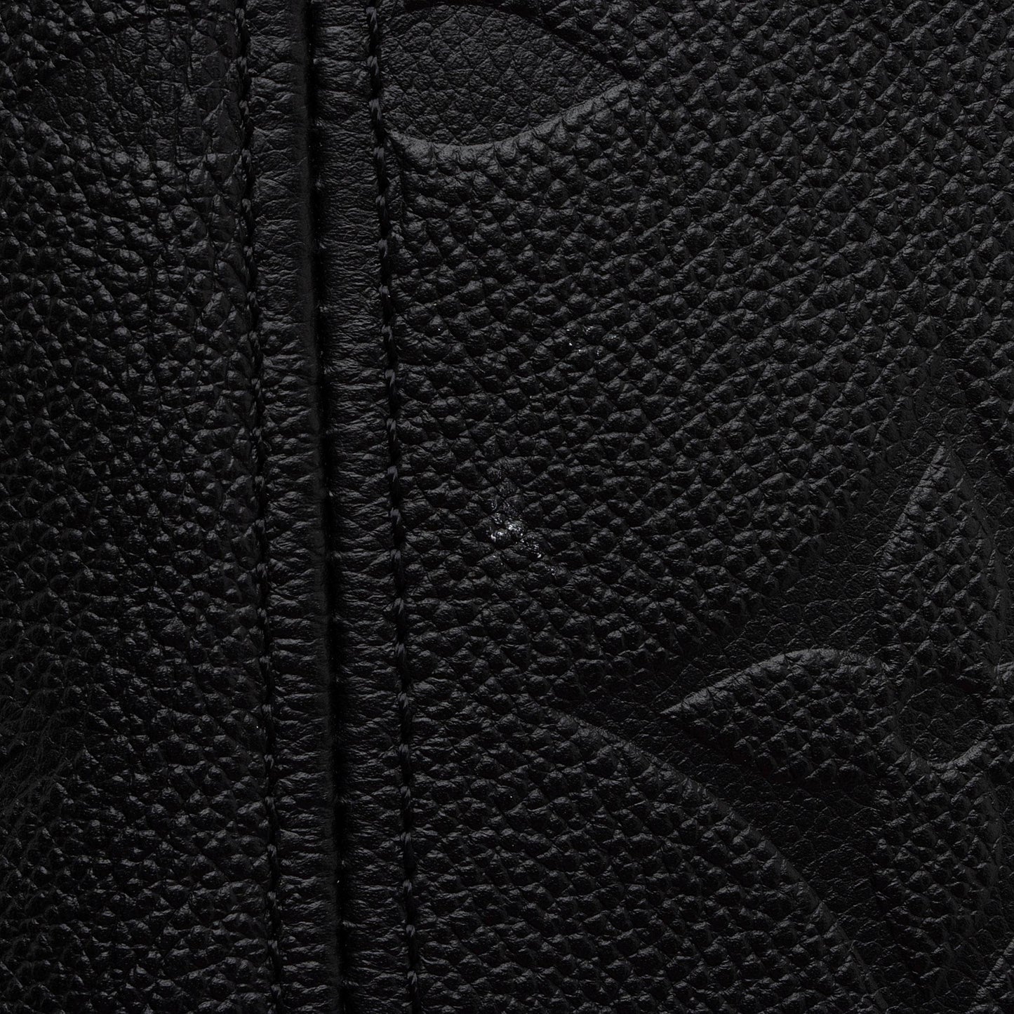 Louis Vuitton Giant Monogram Empreinte Neverfull MM Tote (SHF-UKP8KU)
