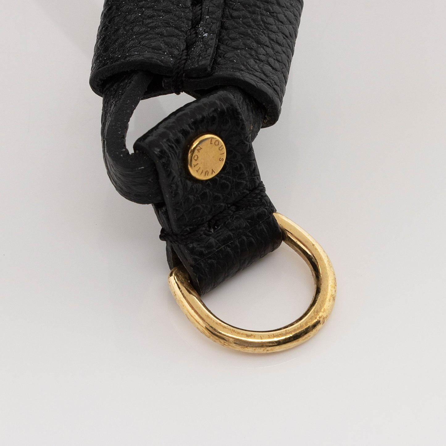 Louis Vuitton Giant Monogram Empreinte Neverfull MM Tote (SHF-gigHPZ)
