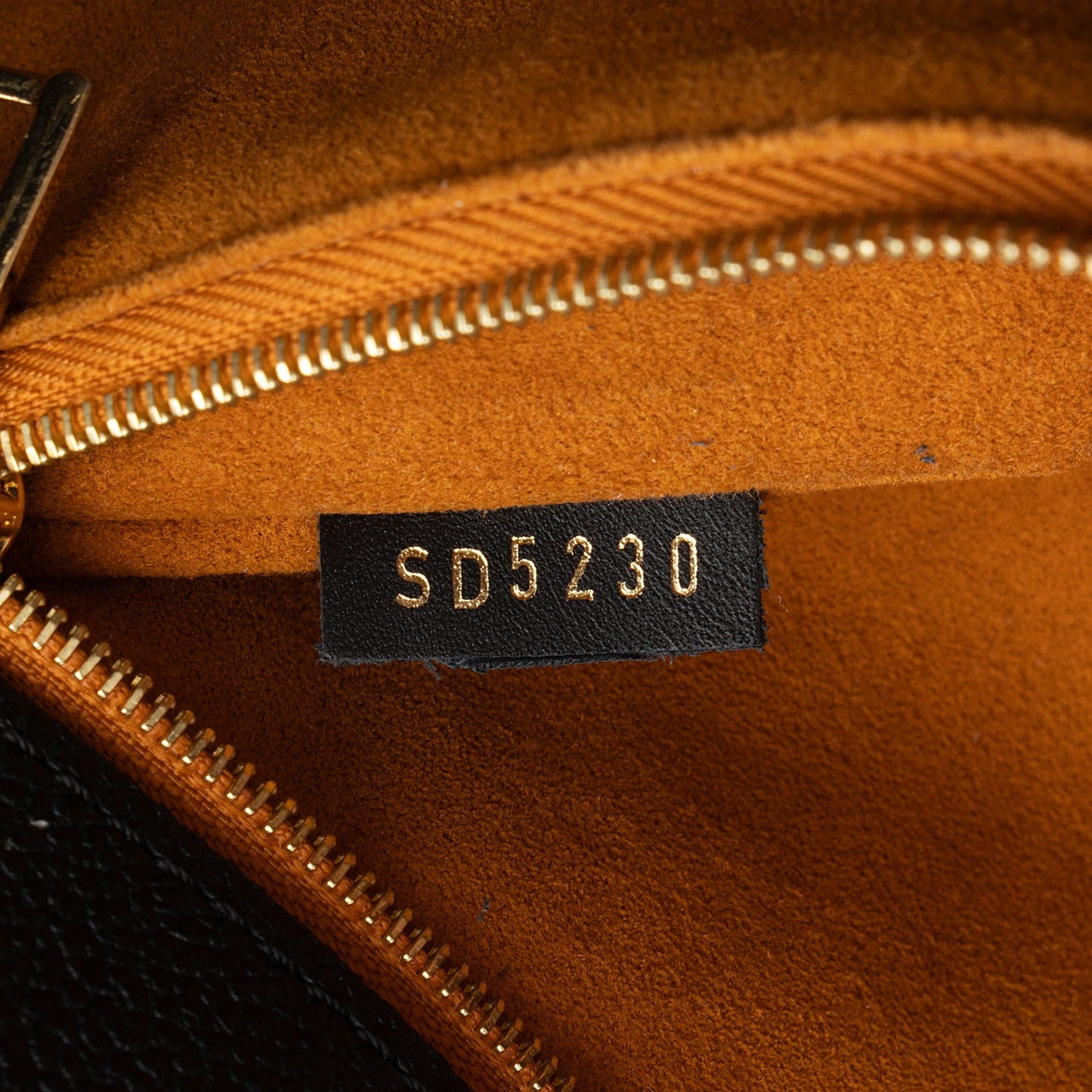 Louis Vuitton Giant Monogram Empreinte Onthego GM Tote (SHF-HrL54o)