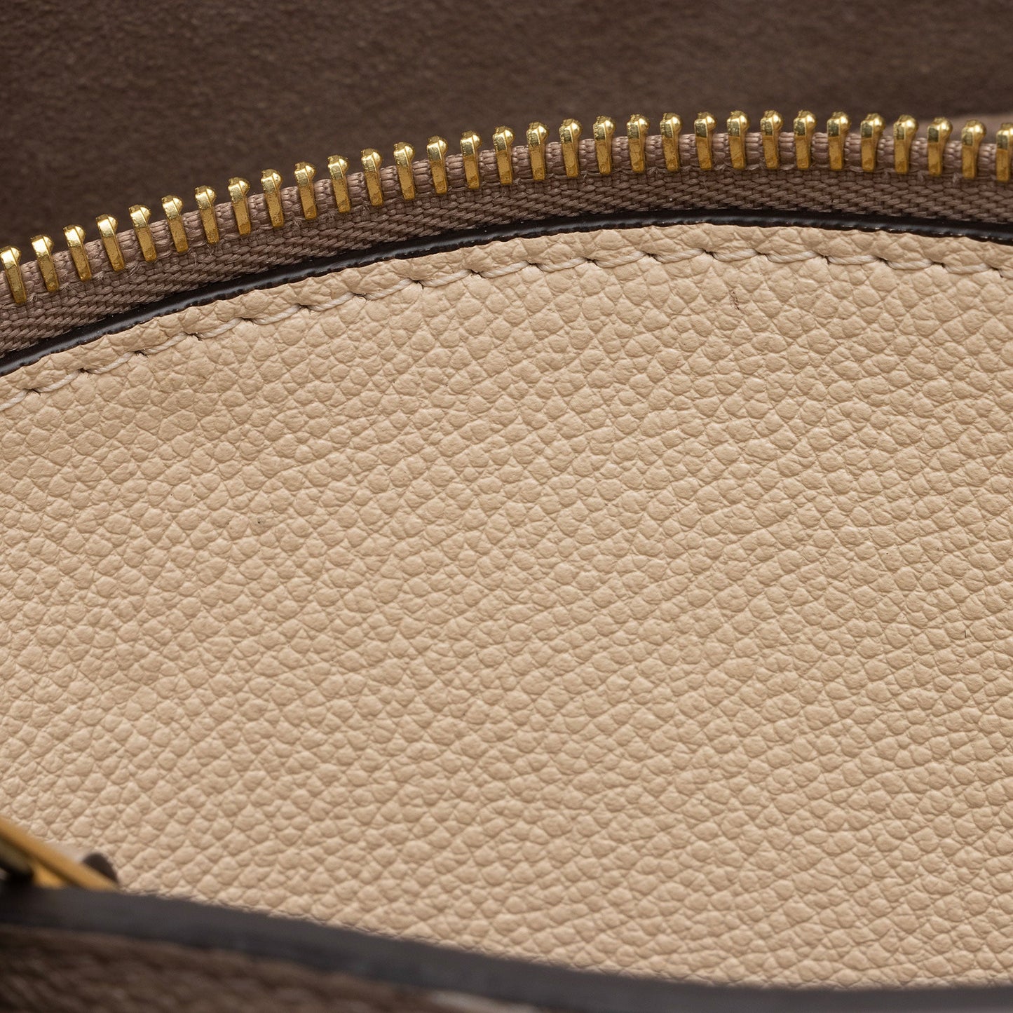 Louis Vuitton Giant Monogram Empreinte Petit Palais Tote (SHF-m6bSpe)