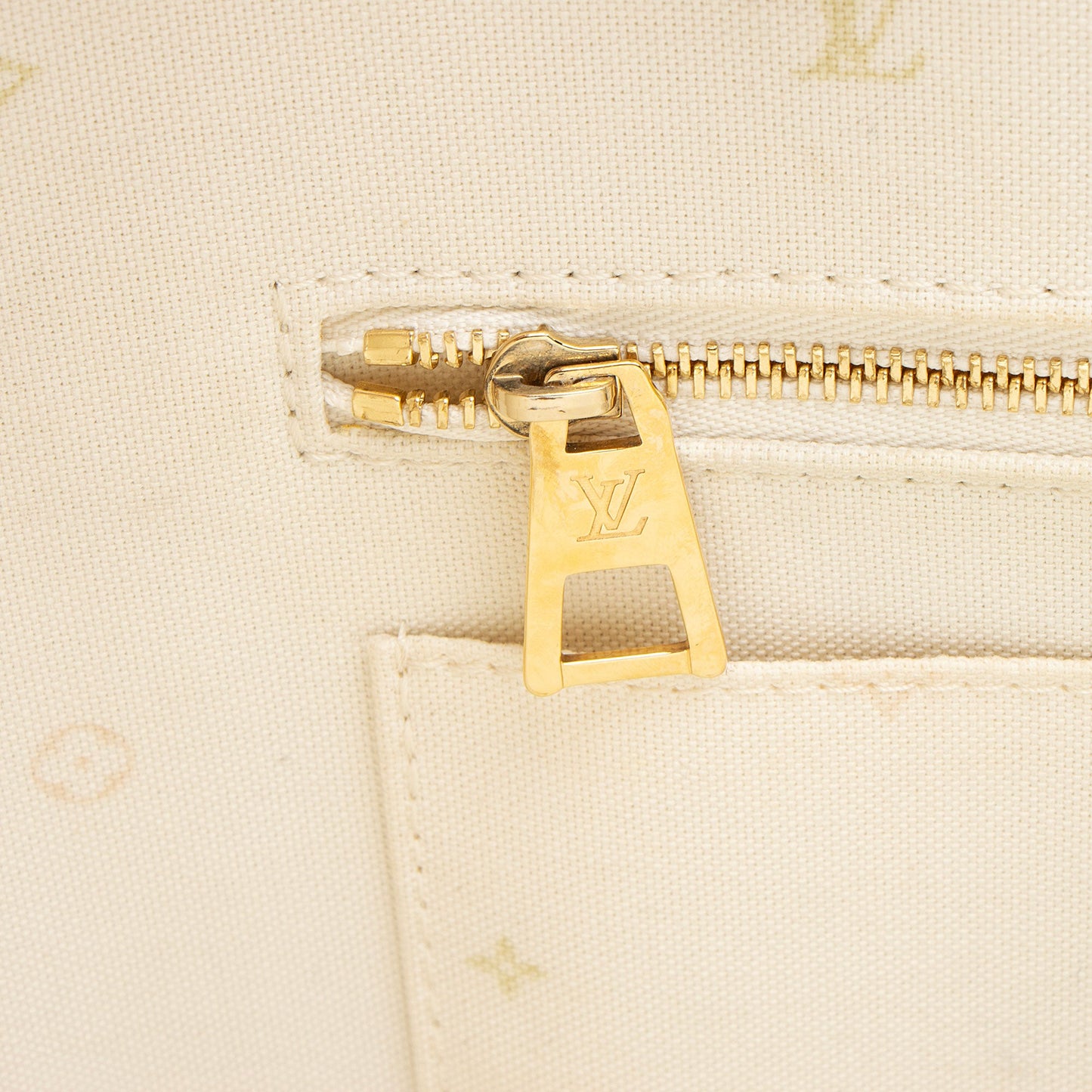 Louis Vuitton Giant Monogram Empreinte Spring In The City Onthego MM Tote