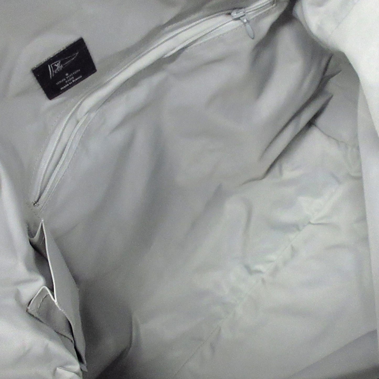 Louis Vuitton LV Cup Artimon Messenger Bag (SHG-FURp6t)