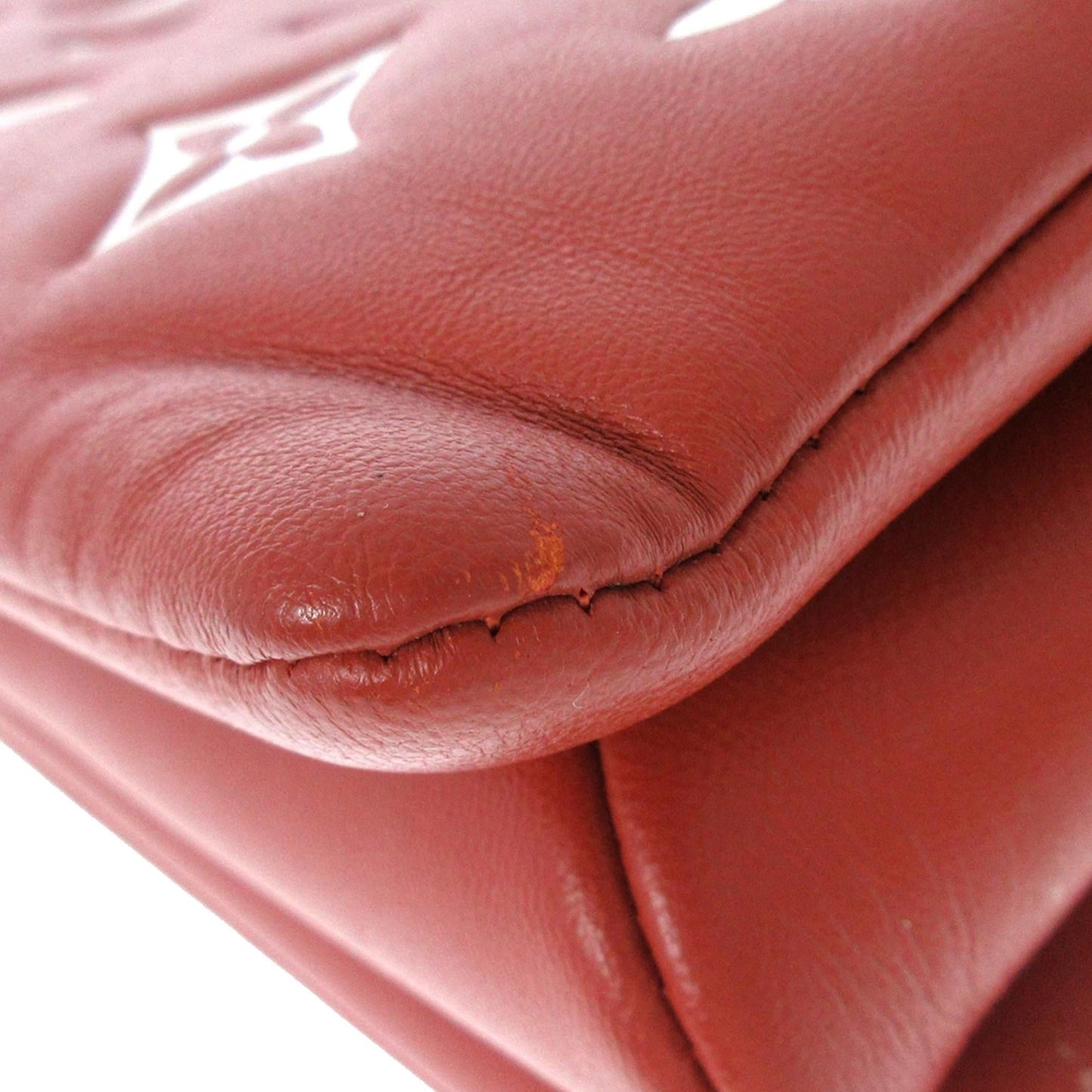 Louis Vuitton LV Match Monogram Coussin PM (SHG-A8qQGF)