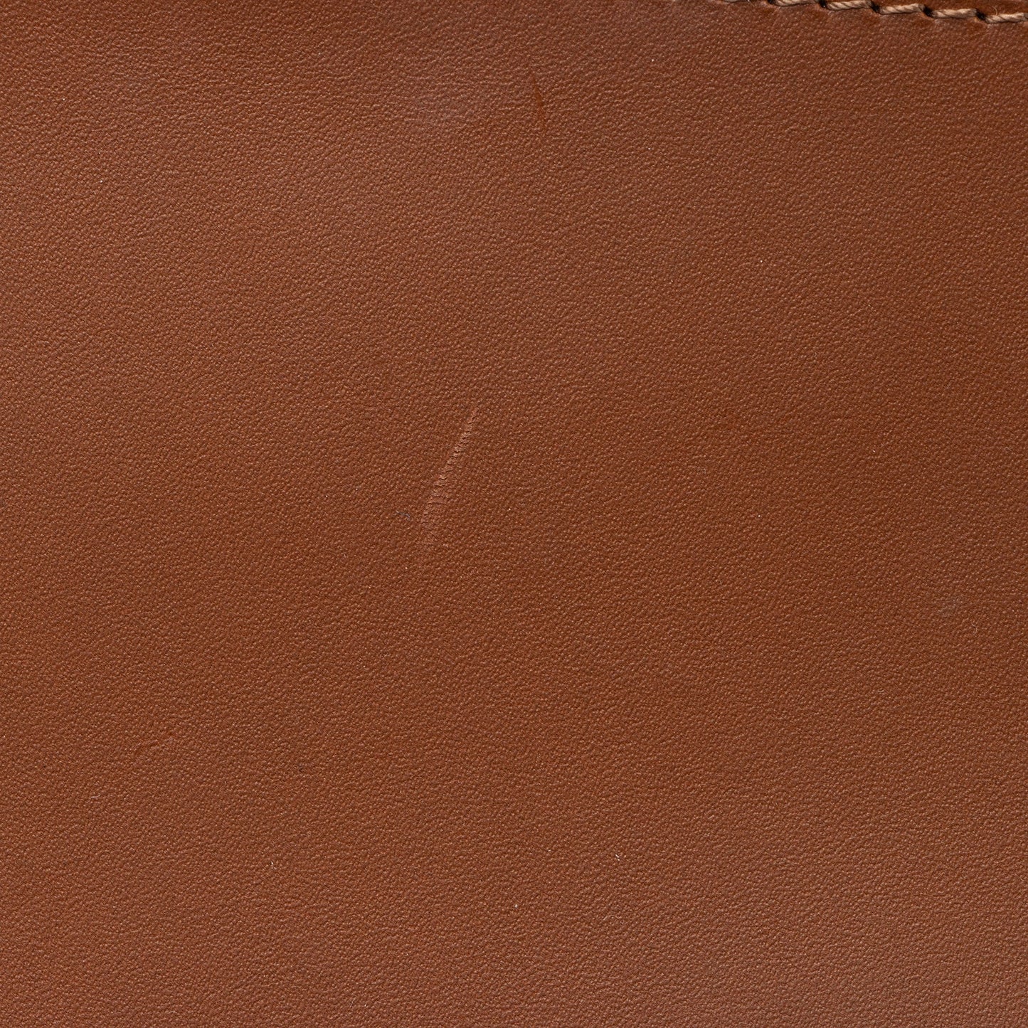 Louis Vuitton Leather Hina MM Pochette