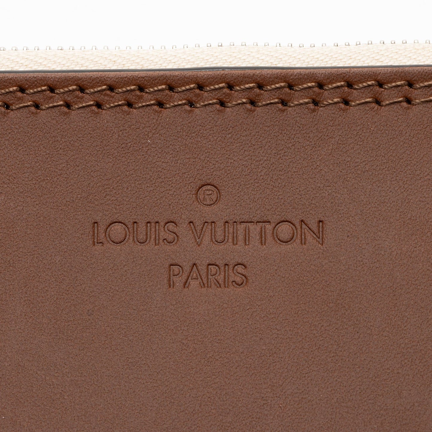 Louis Vuitton Leather Hina MM Pochette