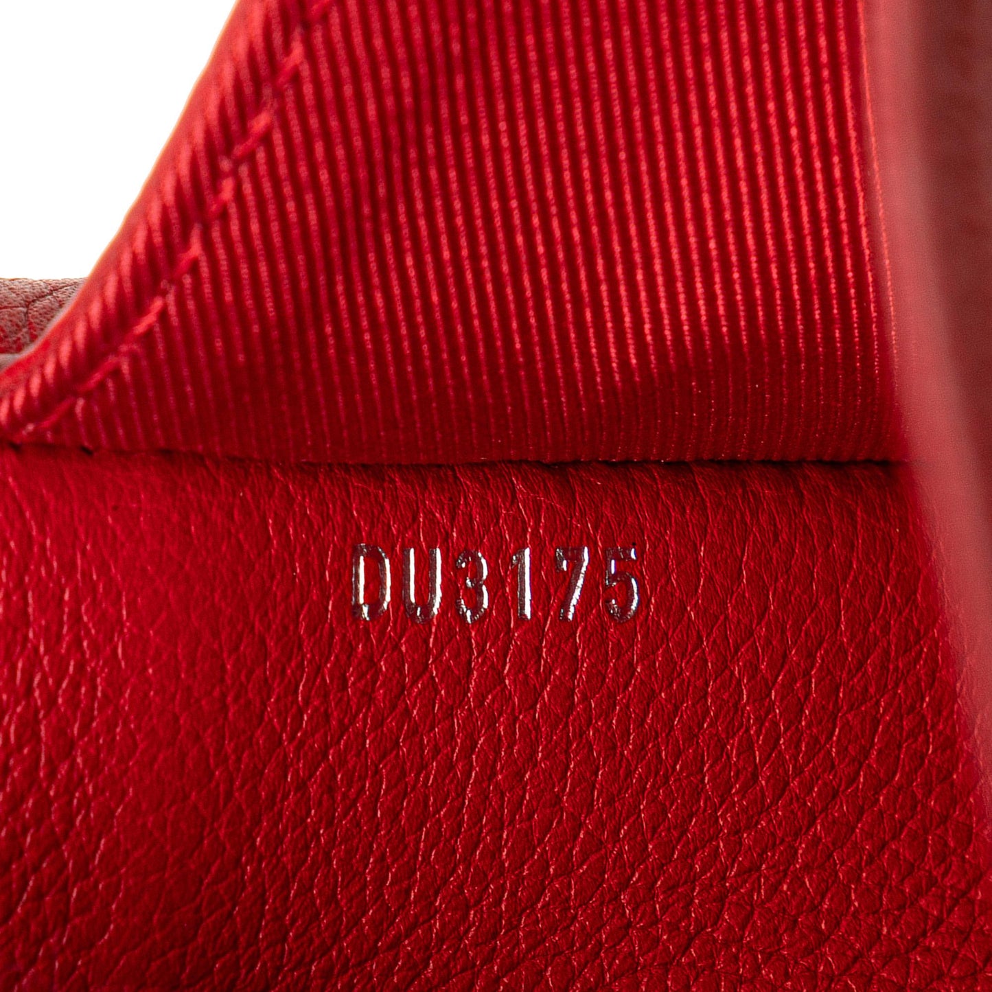 Louis Vuitton Leather Lockme II BB